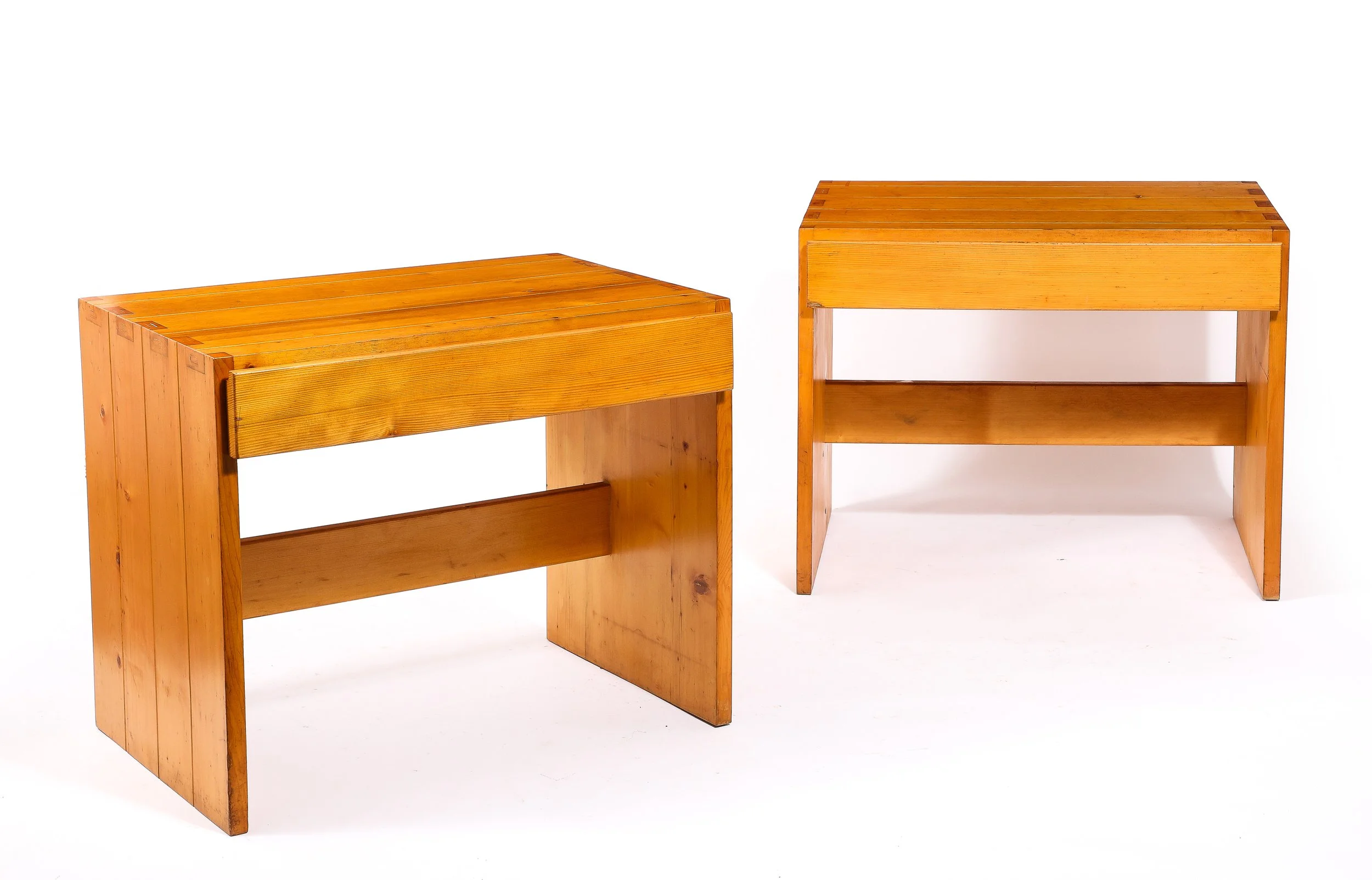 Regain Pine Desks