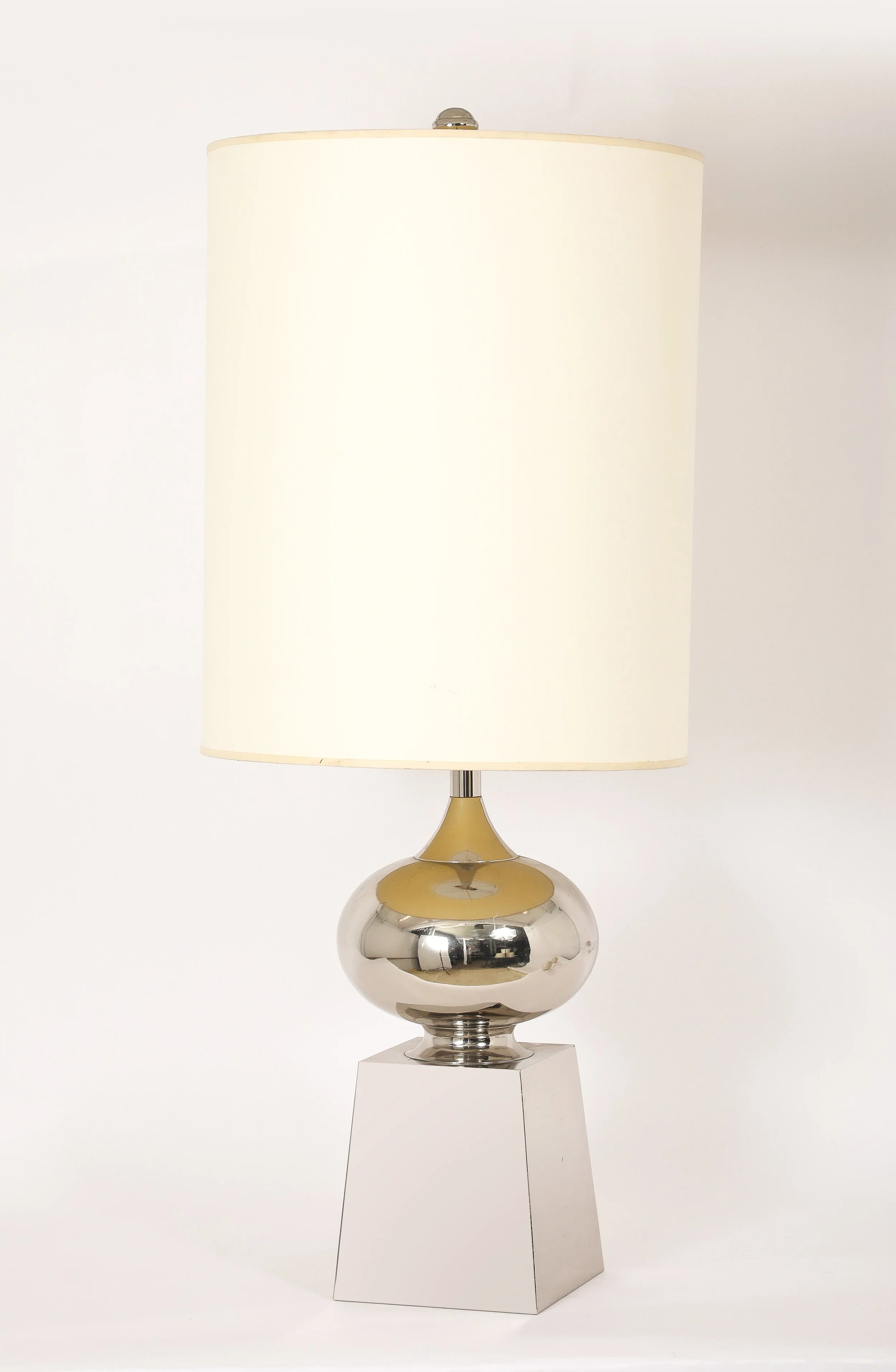 Valenti Nickel Lamp
