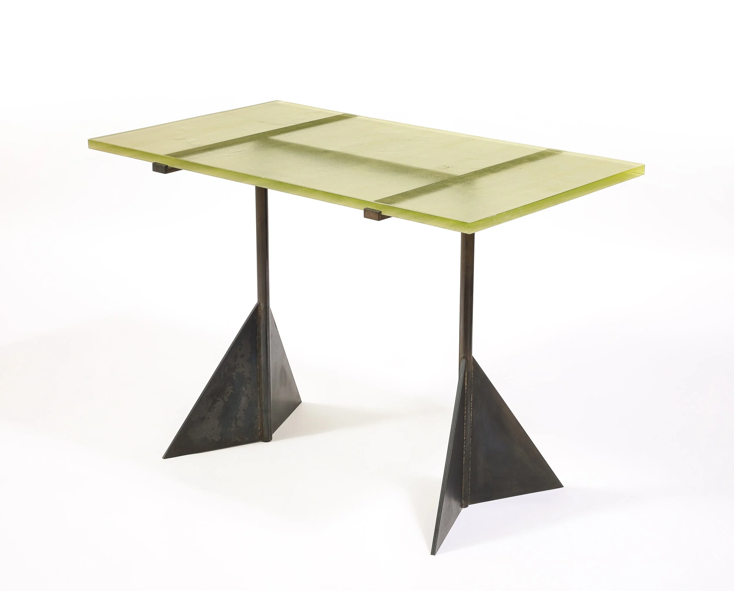 Saint Gobain Steel Table