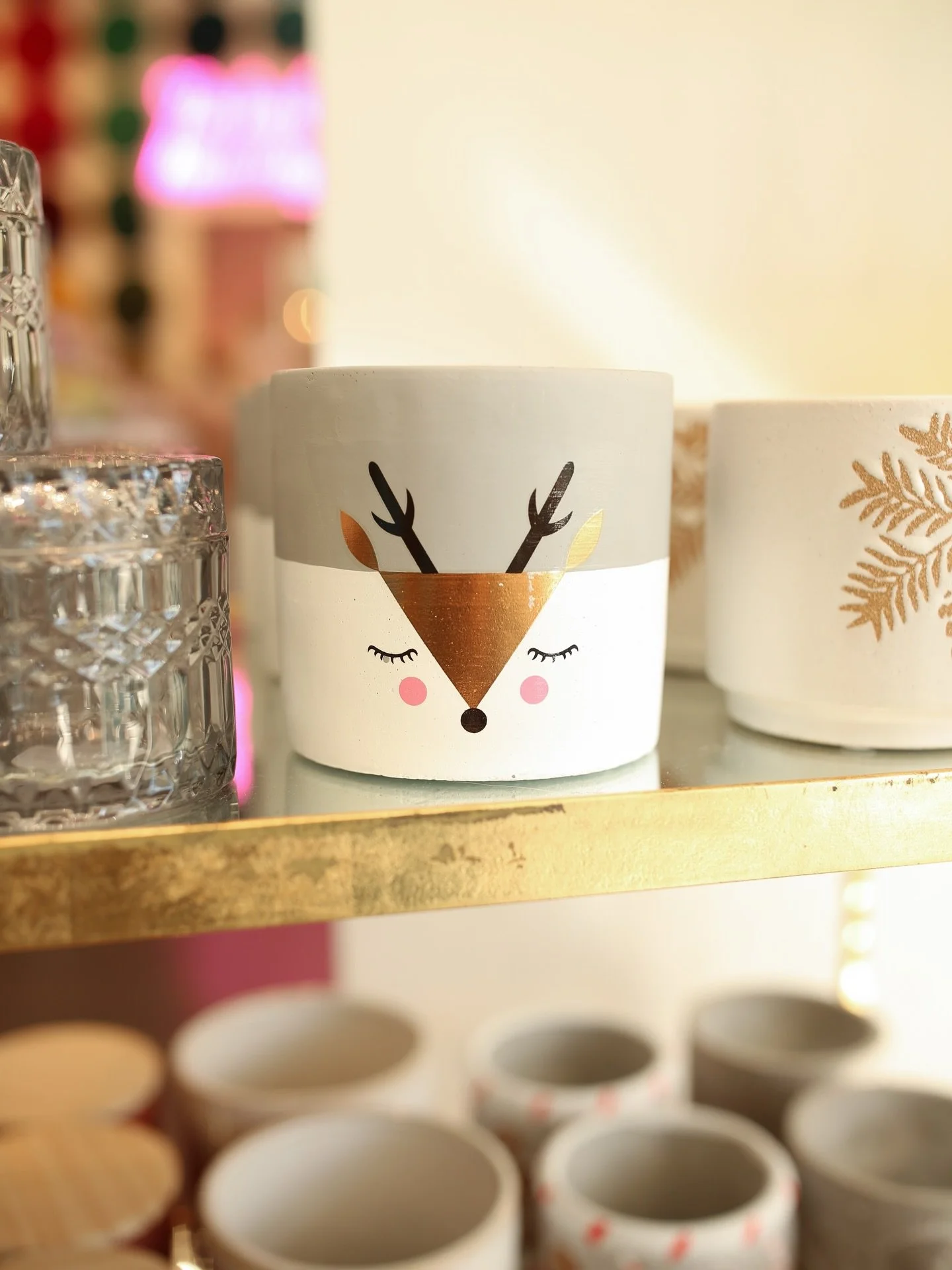 ✨ Our holiday vessels are officially here and they&rsquo;re pure festive magic. From shimmering metallics to rich seasonal colors, these limited-edition jars will have you feeling the holiday spirit the moment you start pouring.

Make a reservation f