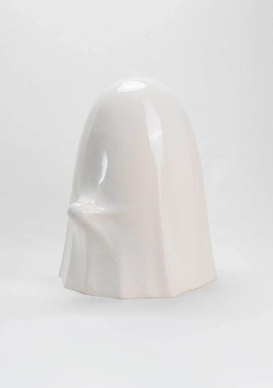 VÍTOR REIS
Buuu…!!,  2026
Grés Vidrado | Glazed stoneware | 38x30x25cm