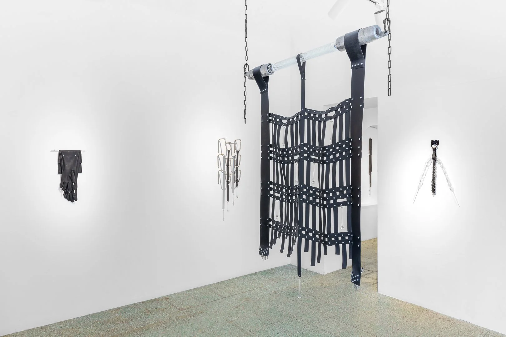 Leaking Bodies (Susana Rocha)