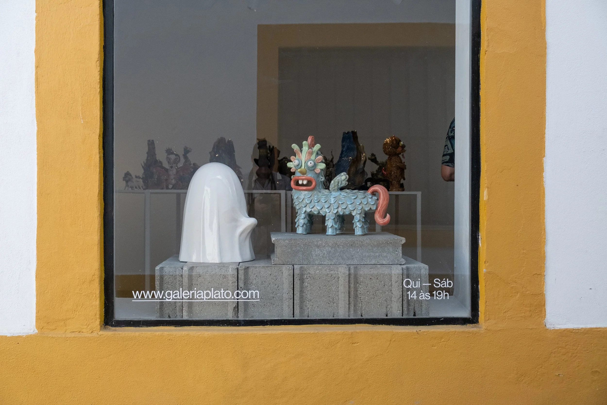 Criaturas da Noite | Group show