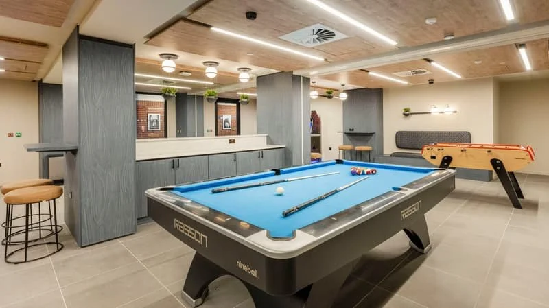 student-accommodation-leeds-the-fabric-works-games-room-american-pool.jpg