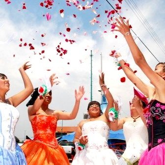 createdbyariel+%23quincedamas5.jpg