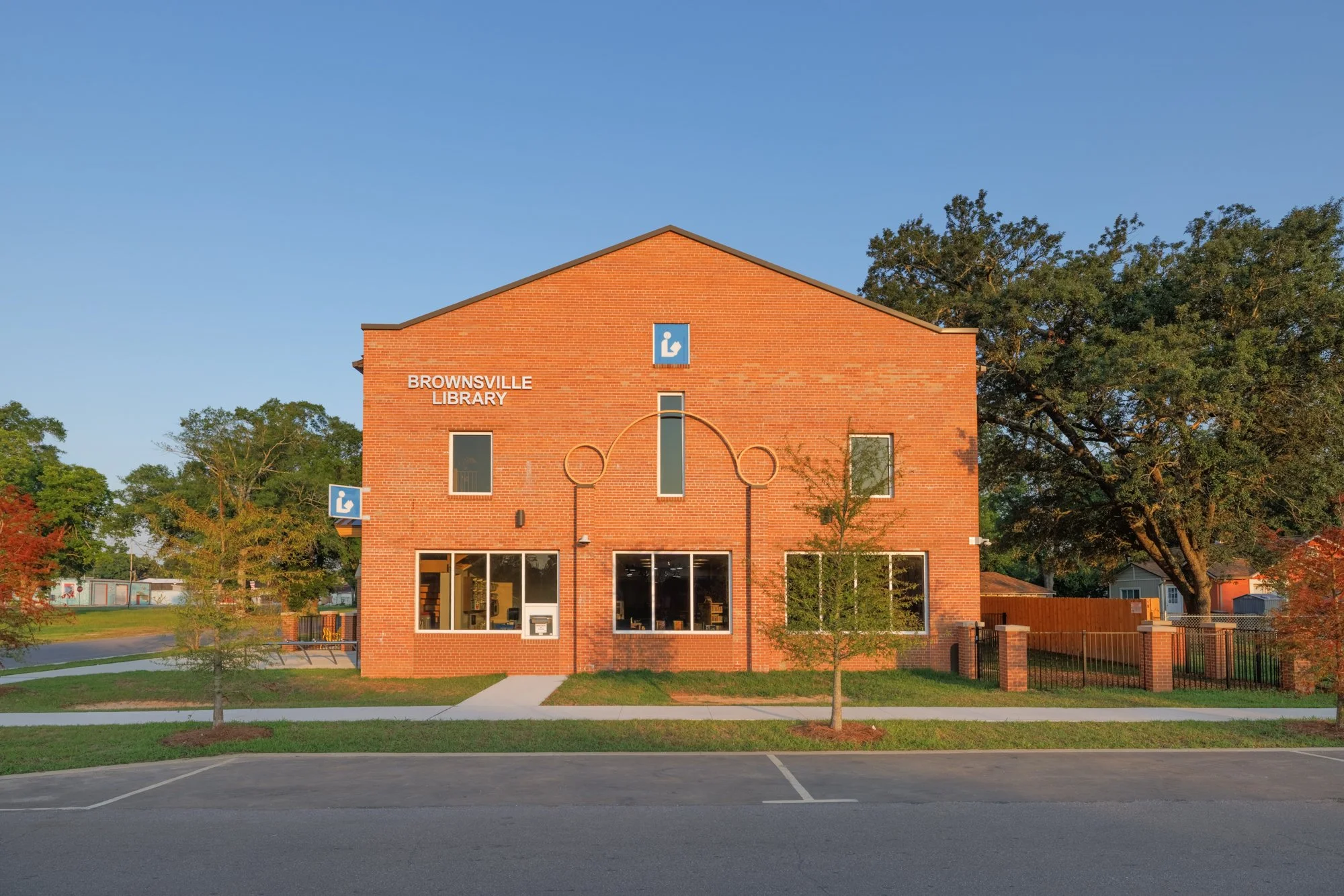 Brownesville Public Library Web Res-001.jpg