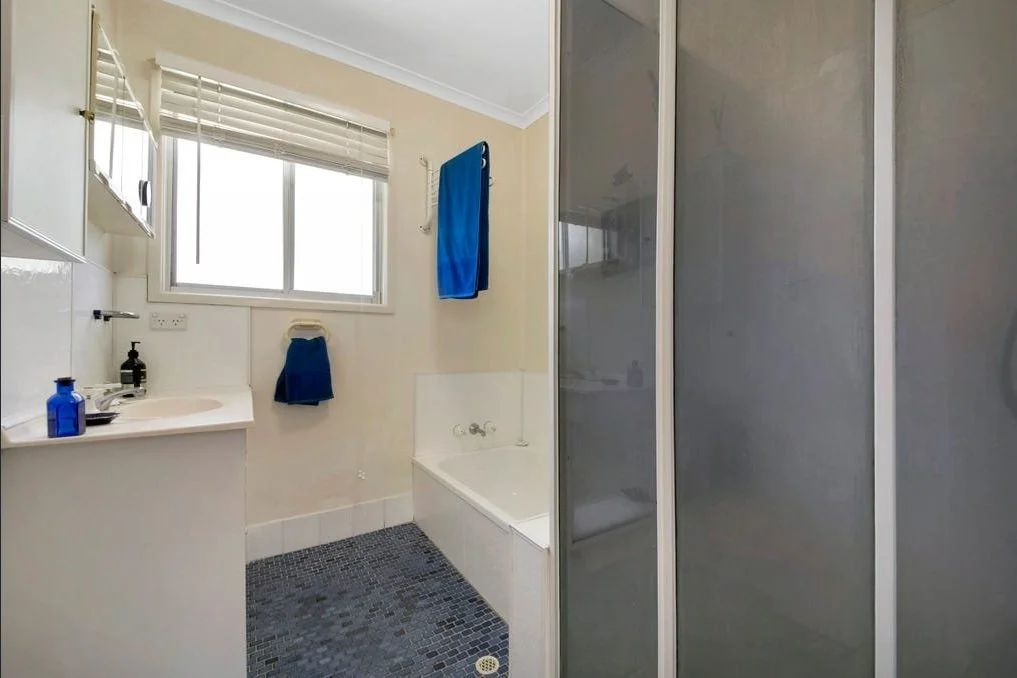before+bathroom.jpg