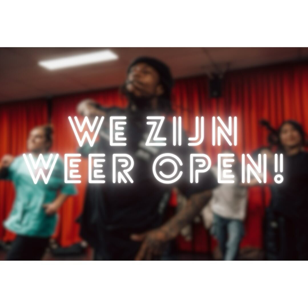 We zijn weer open! 

Hopelijk hebben jullie genoten van de vakantie✨ vanaf vandaag zijn we weer open dus kom gezellig langs❤️

Maandag rooster:

17:00 Breakdance 6/9+ van @breakboylife 
18:00 Hiphop 12+ beg. van @stefanie.sulena 
19:00 Hiphop 16+ beg