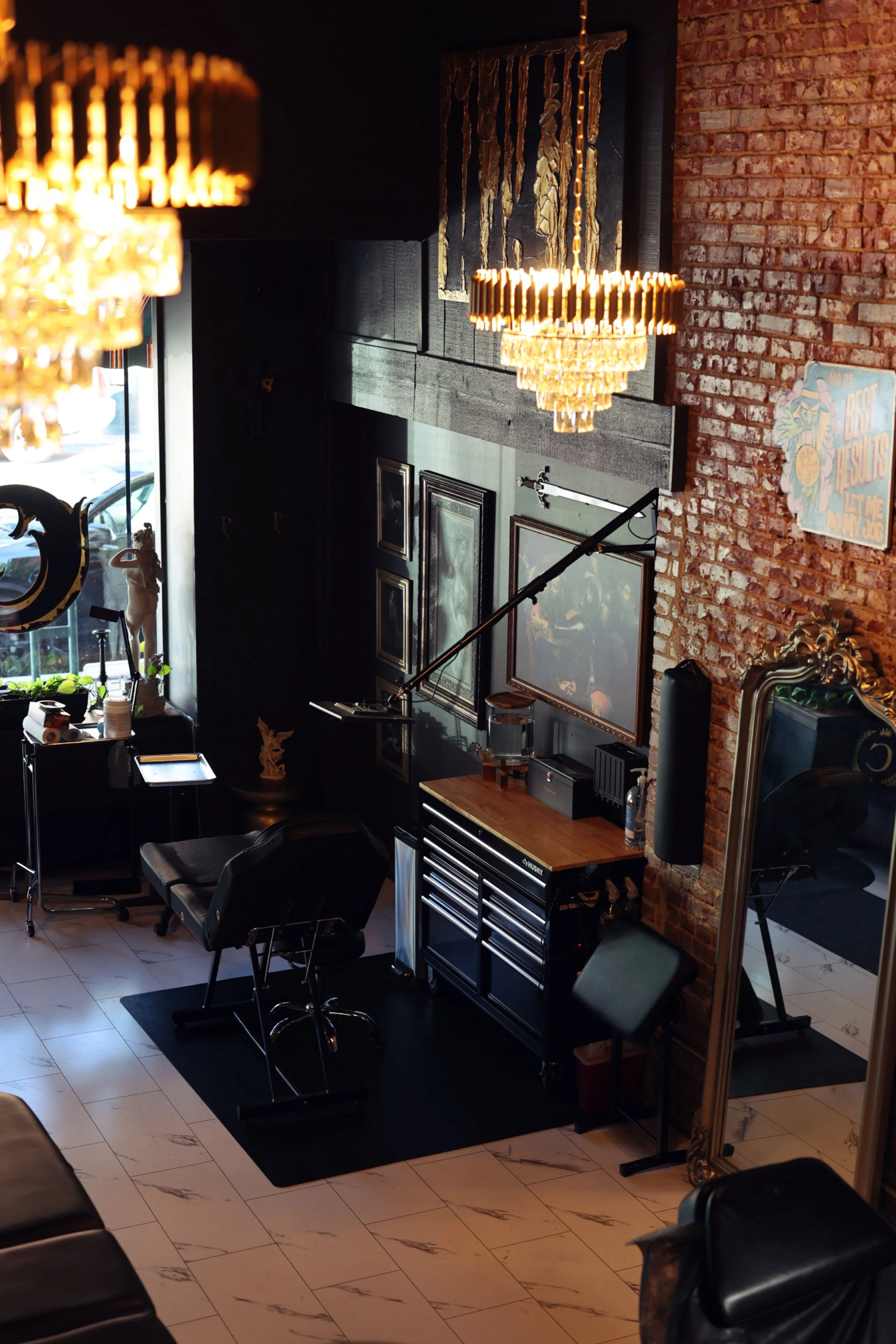 Moody vibes set the stage for an elevated tattooing experience at Chariot's downtown Boise, Idaho studio. 