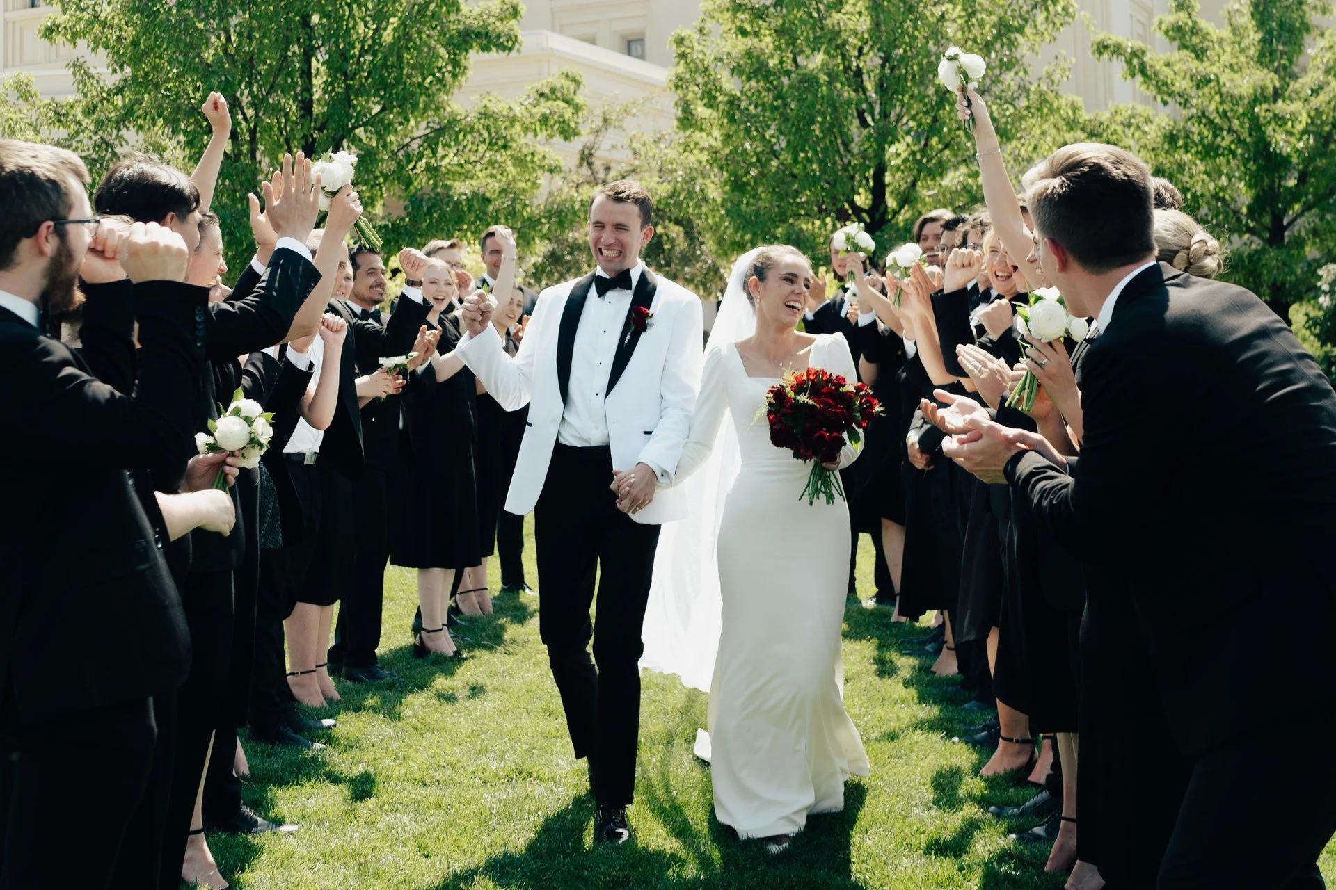 Wedding day group portraits - by Salt Lake City wedding photographer Poise & Ivy Imagery