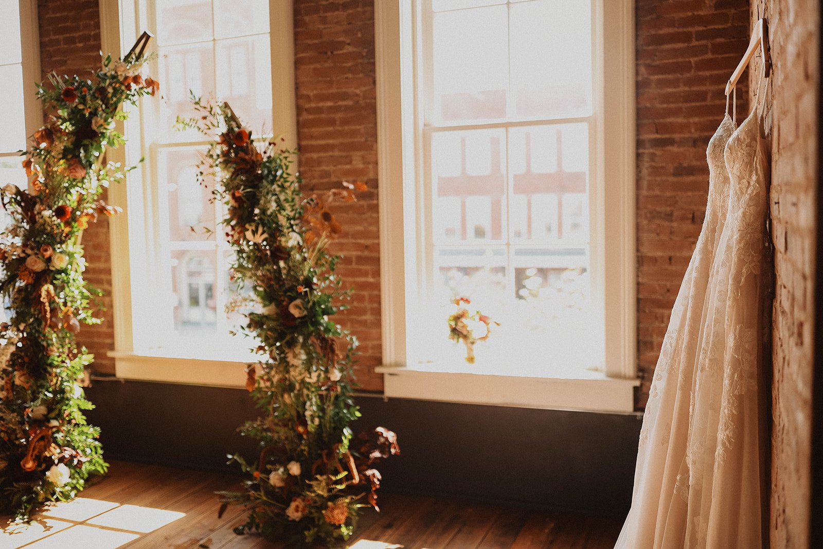 7 Essential Questions to Ask Yourself Before Beginning Wedding Planning