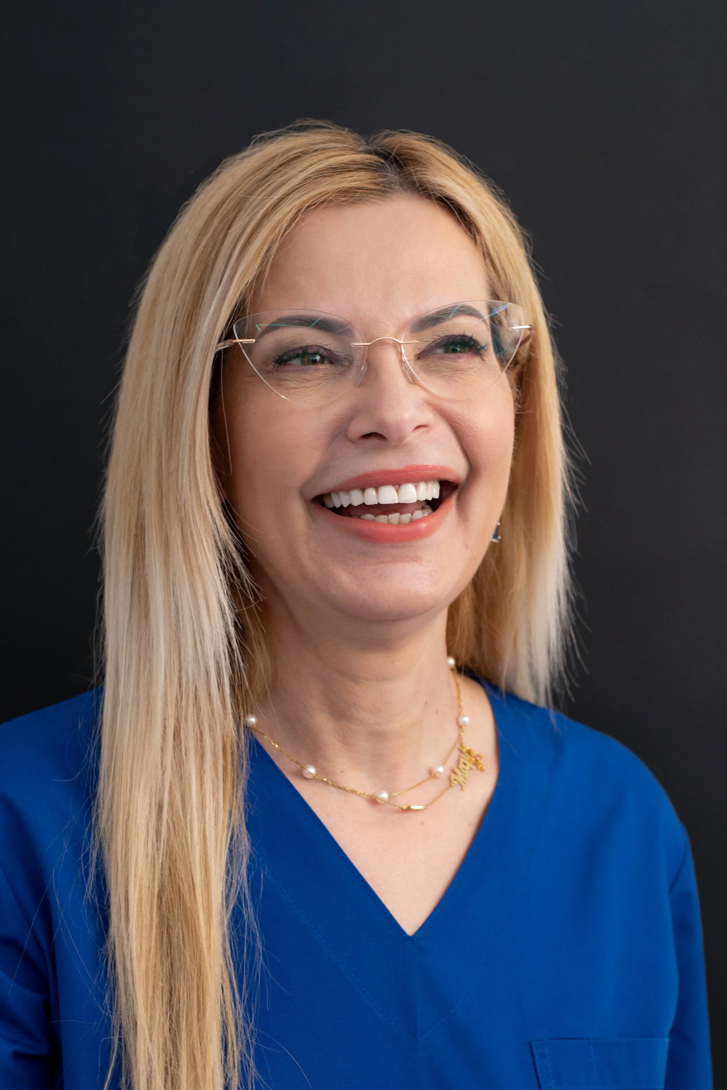 Dentist In Larnaca Diamond Smile