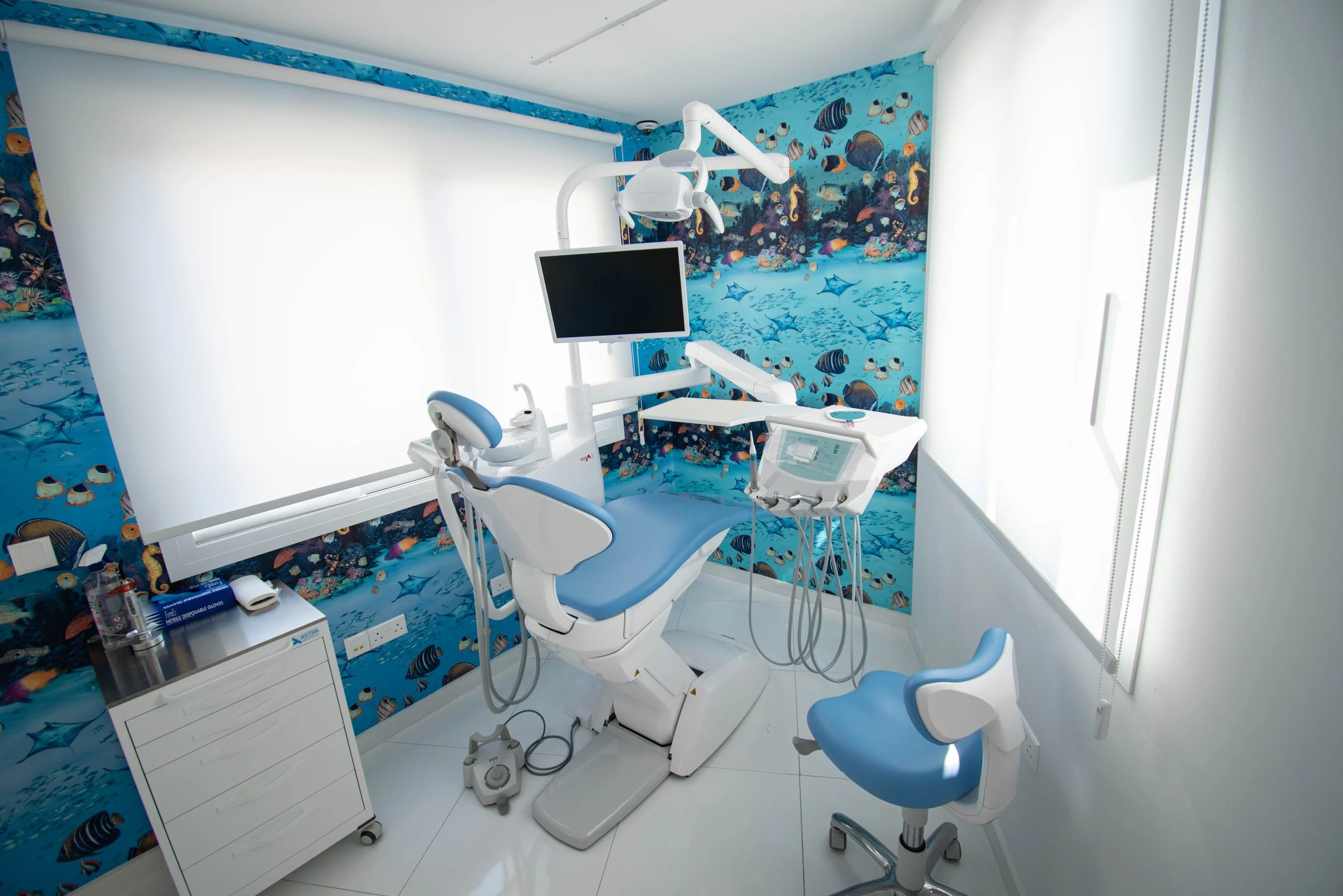 Dentist In Larnaca Diamond Smile