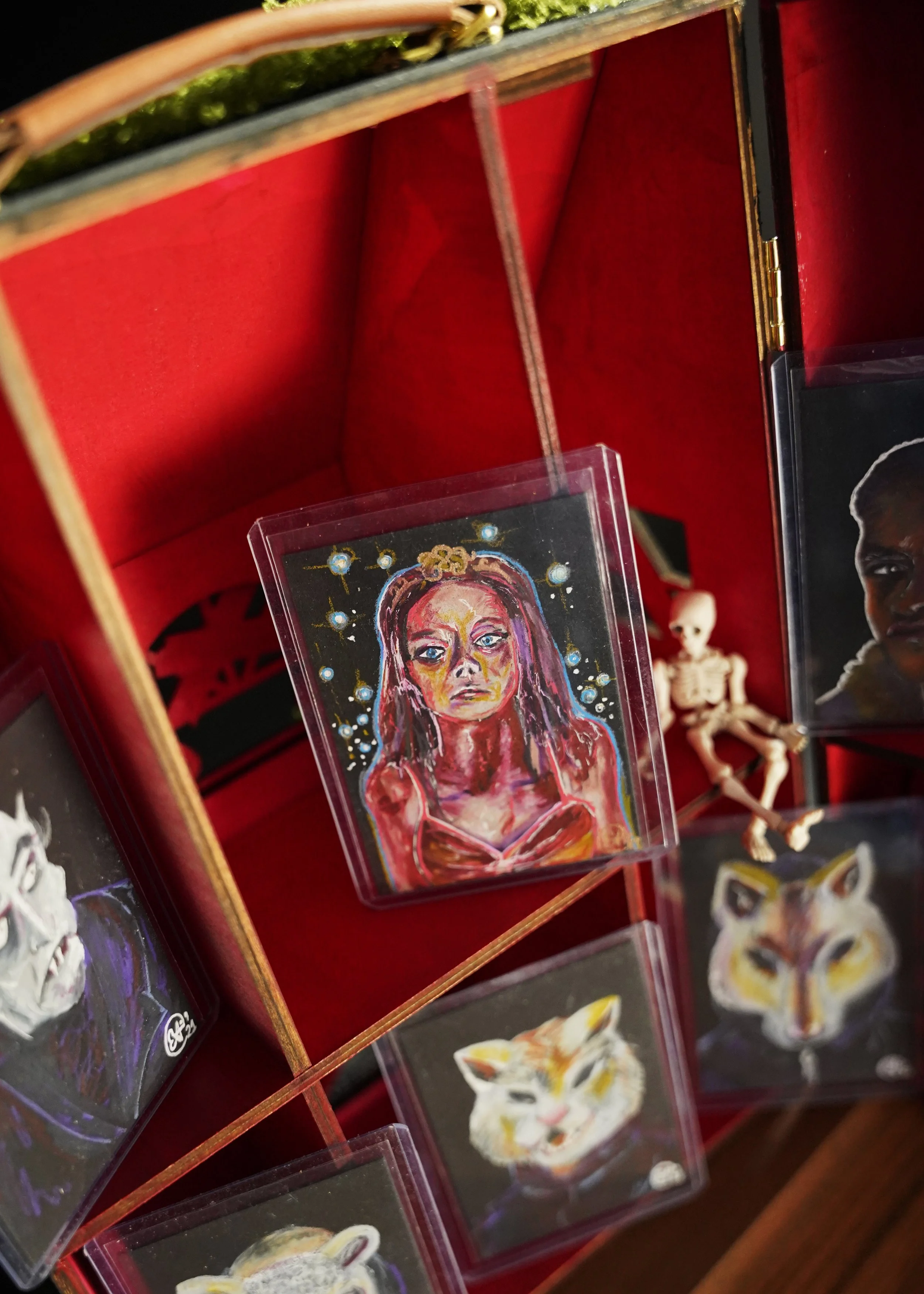 Horrorartcards_series1 carrie 1.jpg