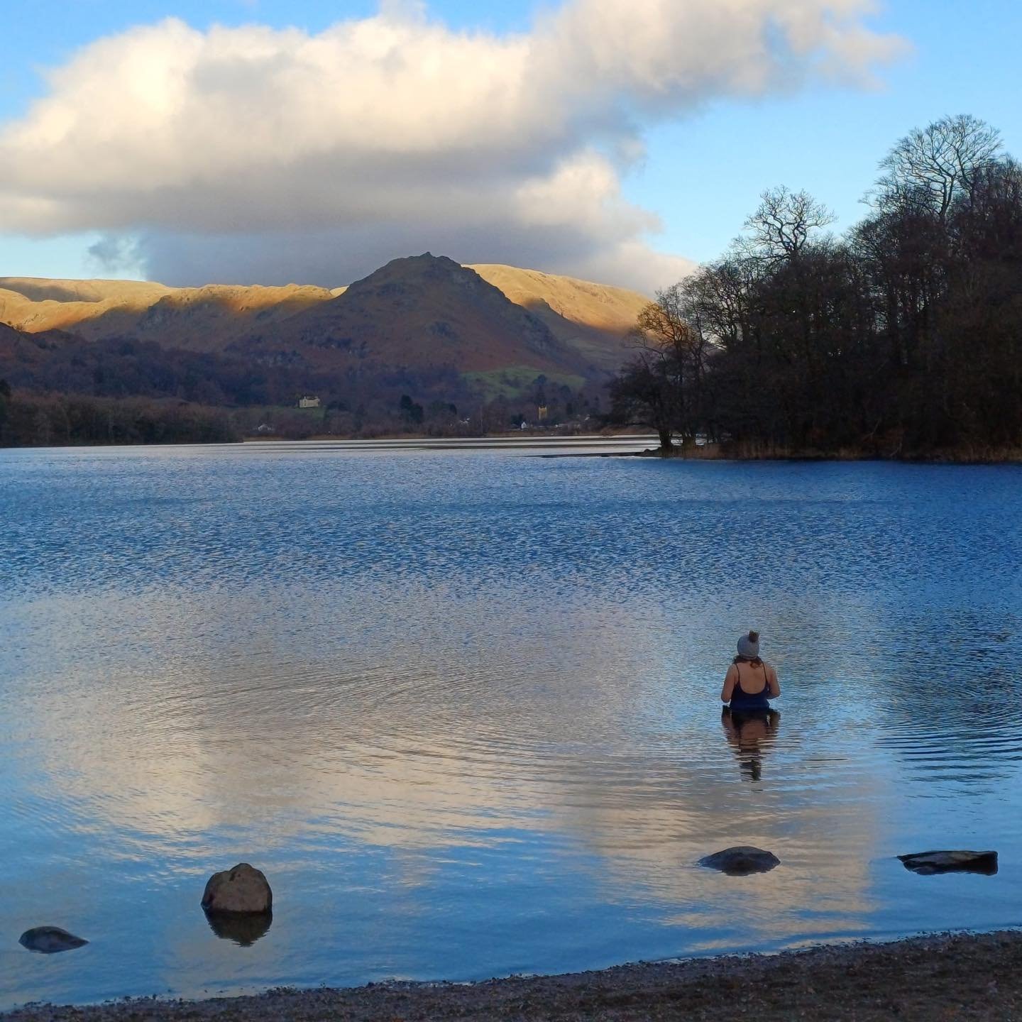 On this fresh morning 
In this broken world

This was Christmas Day. Very grateful to be in the water and thinking so much of those not there. 

#christmasmorning #maryoliver #pilgrimage #pilgrimandpup