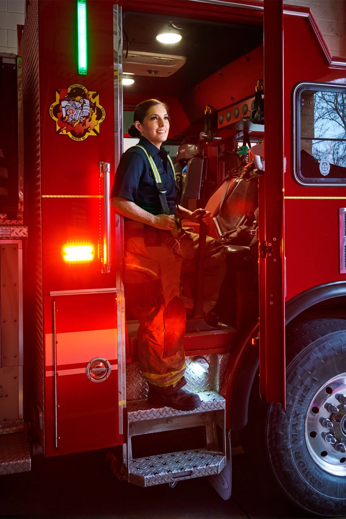 Pauline-Perez-fire-rescue-portrait-VERT.jpg