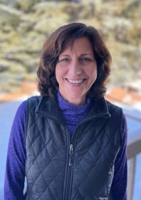 Cindy Everett | Vestry Member