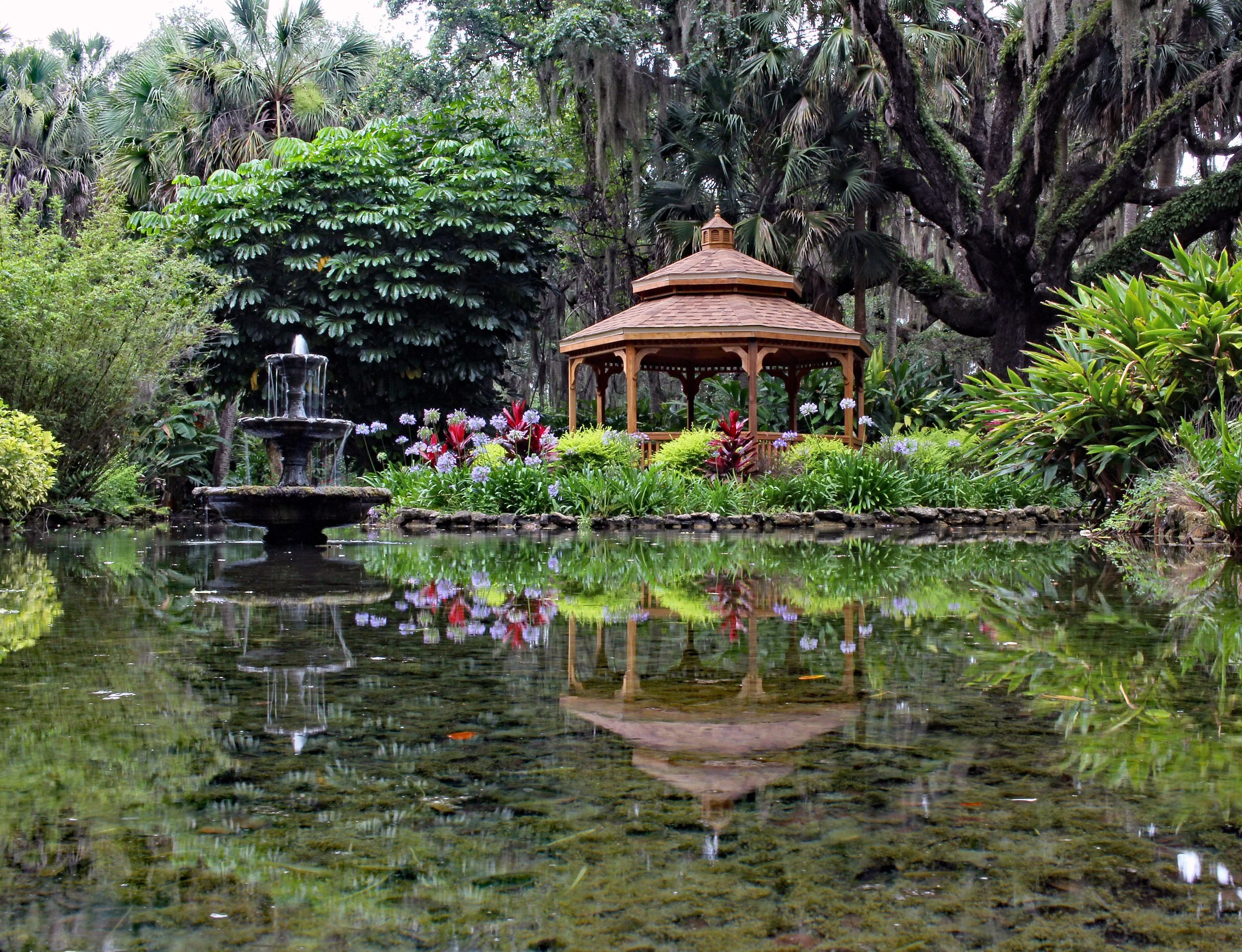 Scott Burdick; Gazebo at Washington Oaks.; Photography; Washington Oaks State Park in Flagler County offers plenty of great photographic opportunities like this one.  The Gazebo is a favorite spot for many people.; $150