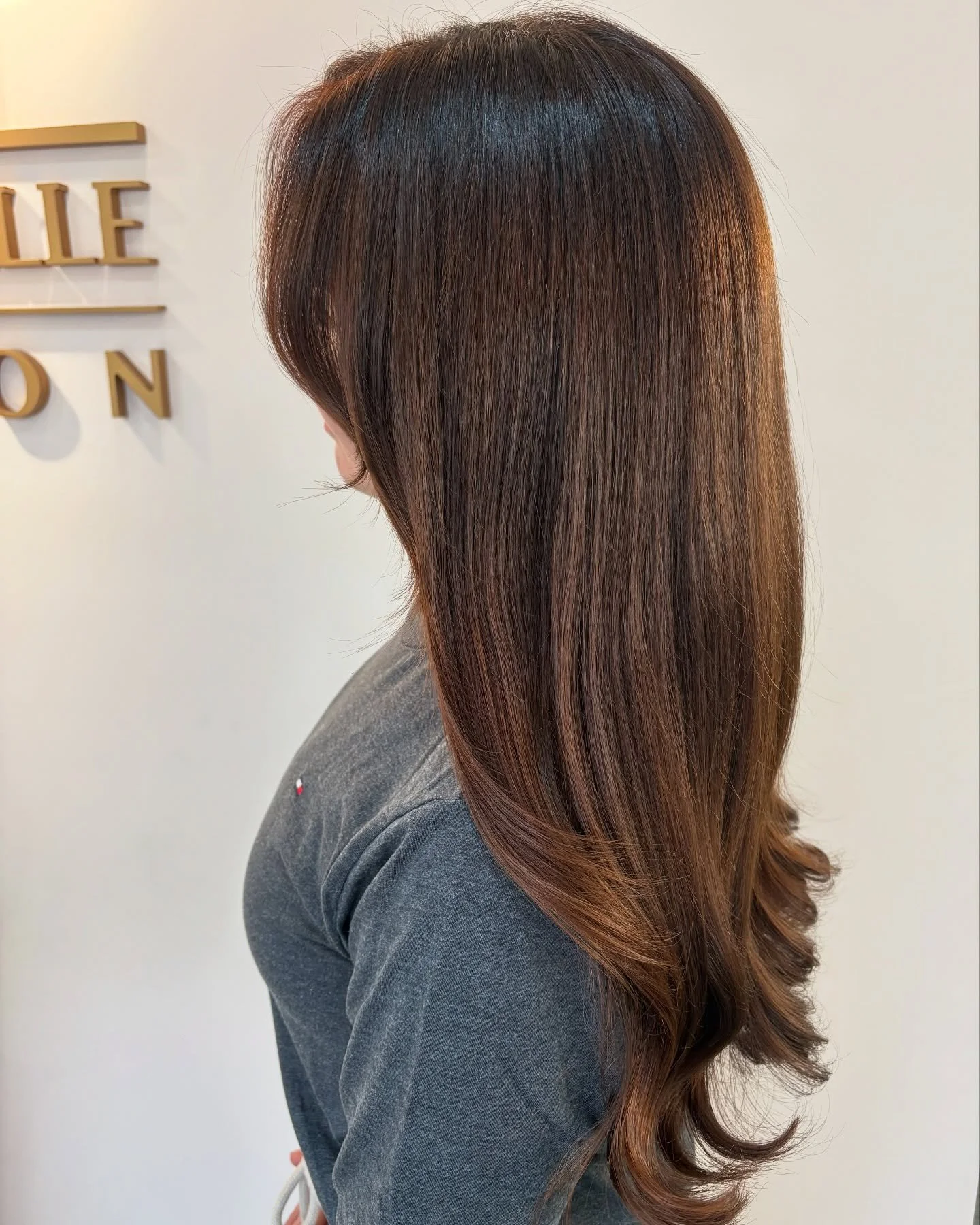 Today our guest wanted healthy bouncy hair and that&rsquo;s what we delivered! We went with the Lamellar Vitality Glass Hair Treatment for intense hydration &amp; super shiny locks. A good cut of the length to remove split ends, then long layers to g