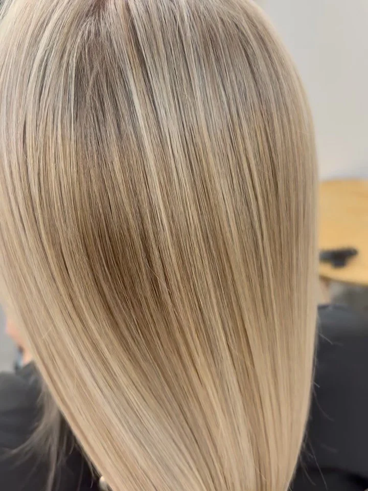 Seamless blending highlights 💜 Hair by Kelly .  Blonde hair expert, specialising in fix ups , all blondes, balayage and advanced colour techniques. #blondehairspecialist #colourexpert #colourtechnician