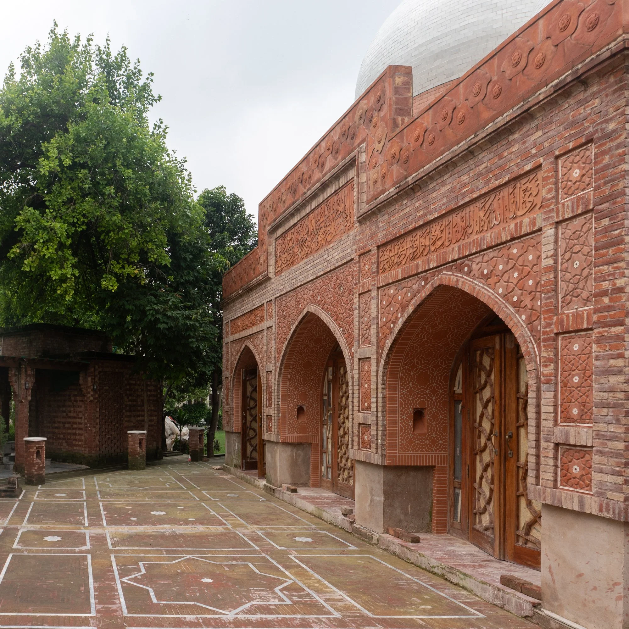 Mosque in Lahore- Kamil Khan Mumtaz Architects - William Mulvihill -2.jpg