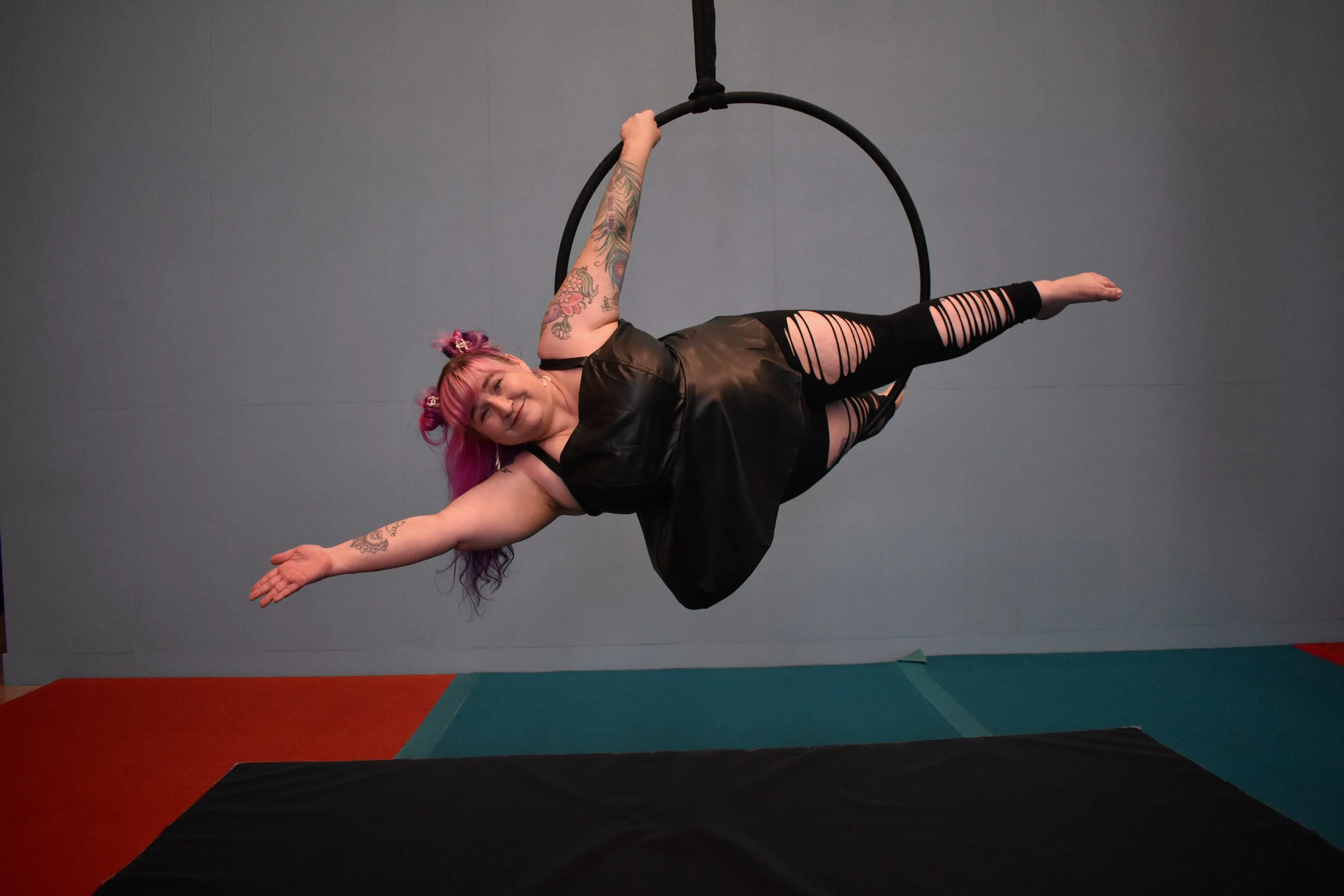 Leigh Fisher on a Lyra