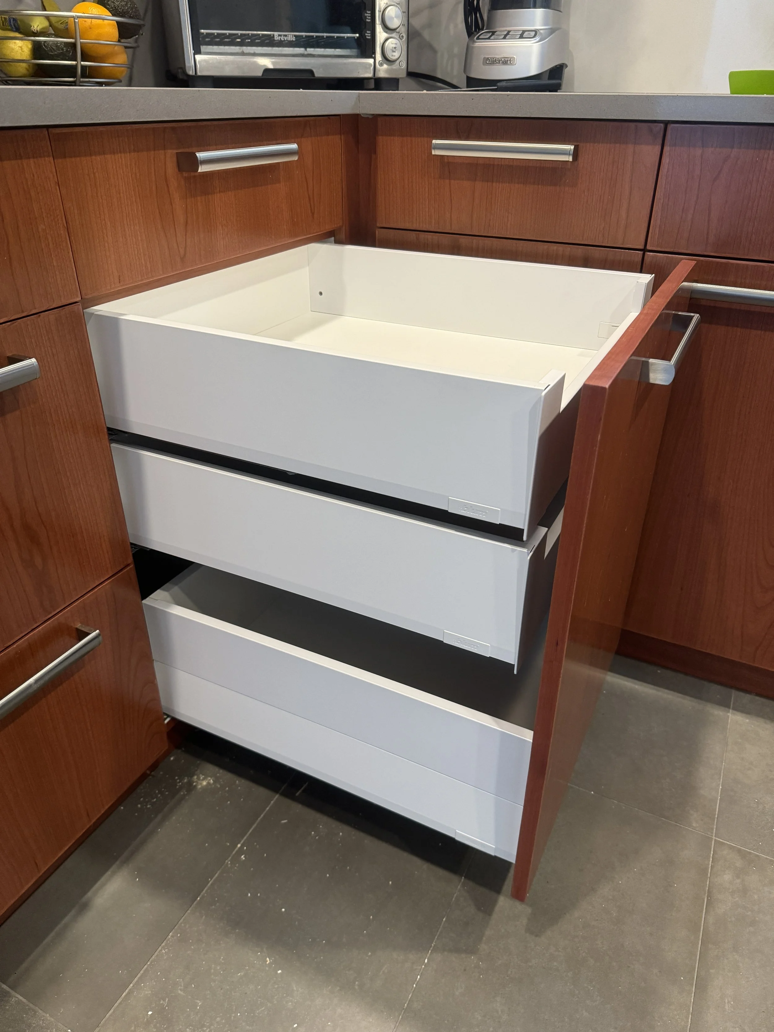 Blum Merivobox Corner Cabinet