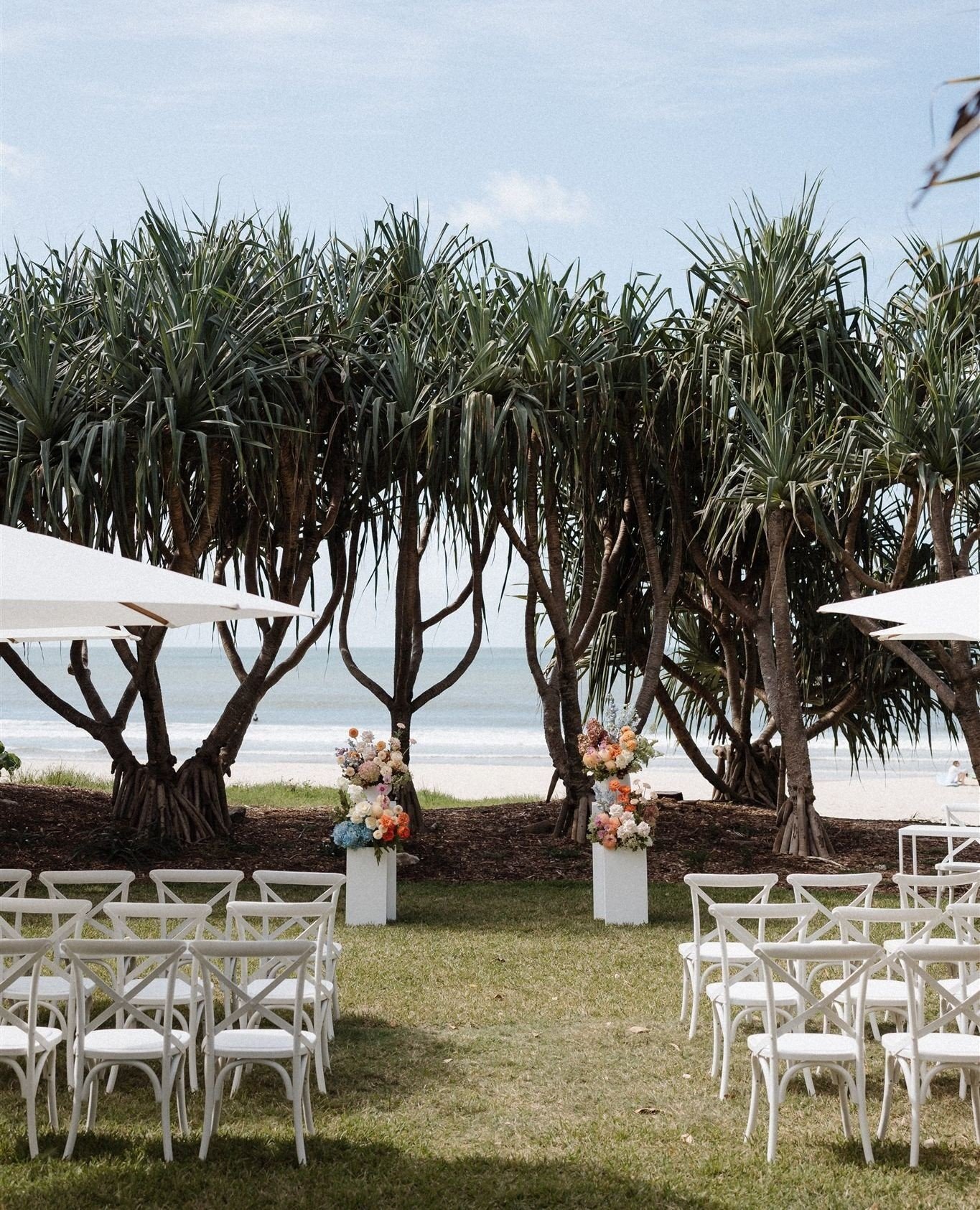 Perfect Noosa day...⁠
⁠
Ceremony Venue: Maison La Plage⁠
Photographer: @estellaphoto⁠
Florist: @mondofloraldesigns⁠
Stylist: @lovebirdweddings⁠
⁠
⁠
⁠
⁠
⁠
⁠
⁠
⁠
⁠
⁠
⁠
⁠
⁠
⁠
⁠
⁠
⁠
#originalwedding #beautifulwedding #elegantwedding #weddinginspiration #