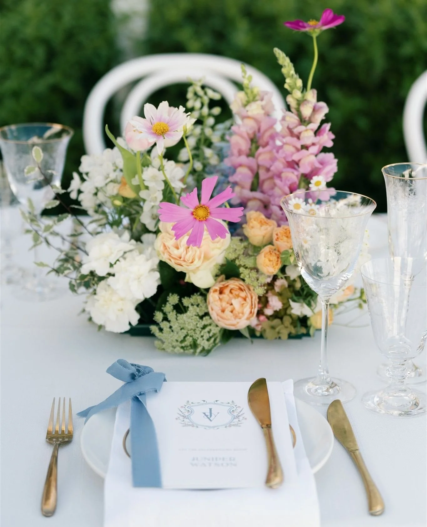 Romantic French Elegance for Mr &amp; Mrs Watson | 28.11.2025⁠
⁠
Planning, Styling, Signage &amp; Stationery: @lovebirdweddings⁠
Florals: @mondofloraldesigns⁠
Venue: @malenymanor⁠
Photography: @ash_and_stone⁠
Film: @weddingsbybutterscotch⁠
Entertainm