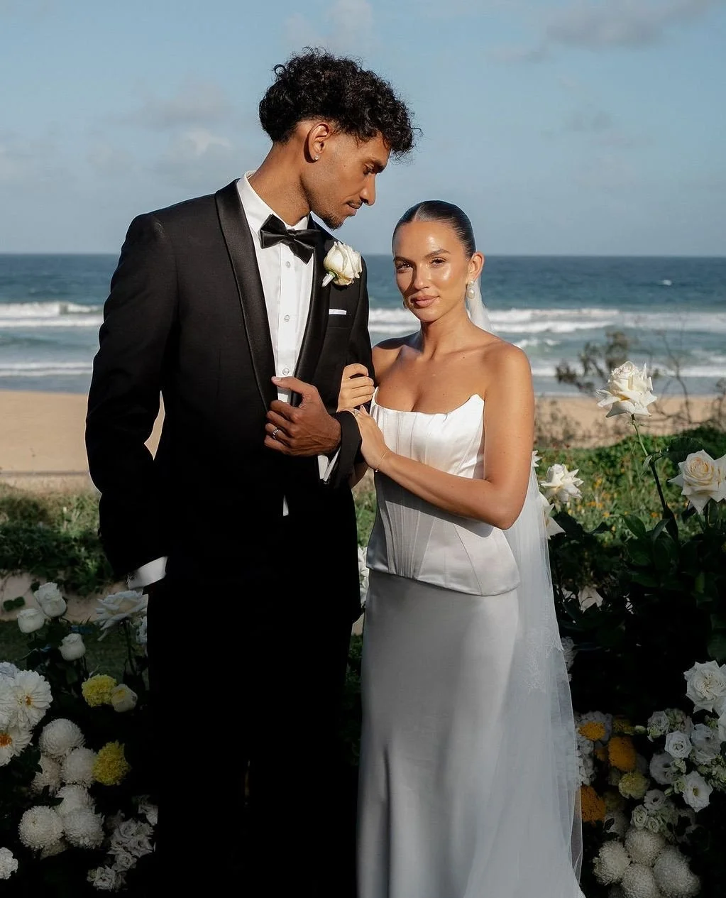 Our Newlyweds, Mr &amp; Mrs Blackman | 10.01.2026⁠
⁠
Planning, Styling &amp; Stationery: @lovebirdweddings⁠
Florals: @mondofloraldesigns⁠
Venue: Private Property &amp; @sunshinebeachsurfclub⁠
Photography &amp; Film: @andthree___ @715series⁠
Hair &amp