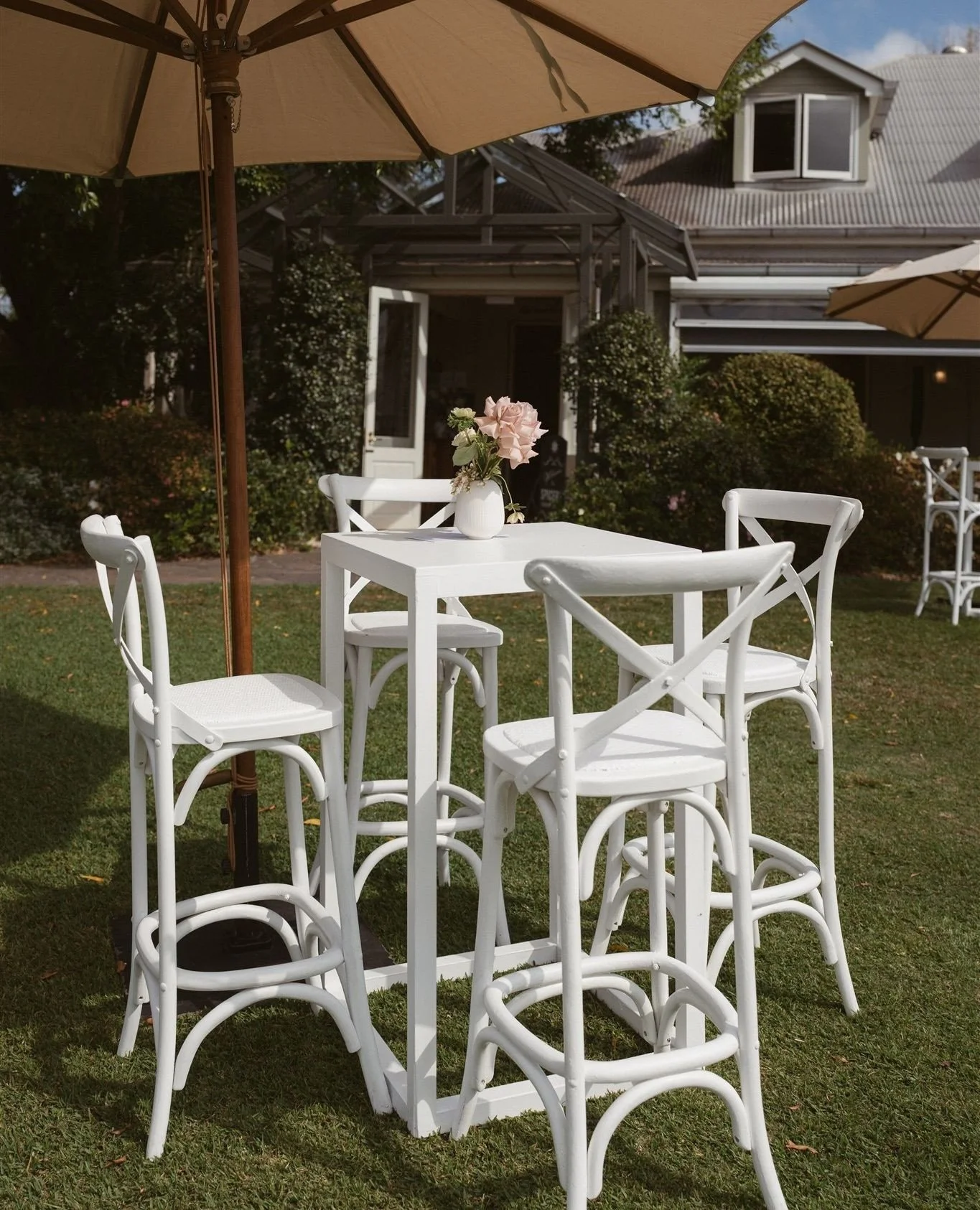 Where the Party Bloomed | 19.09.2025⁠
⁠
Styling &amp; Signage: @lovebirdweddings⁠
Florals: @mondofloraldesigns⁠
Venue: @spicersclovellyestate⁠
Photography: @shaeestelle @estellaphoto⁠
Film: @james_mcqualter⁠
Hair &amp; Makeup: @sarahneillhair @hannah