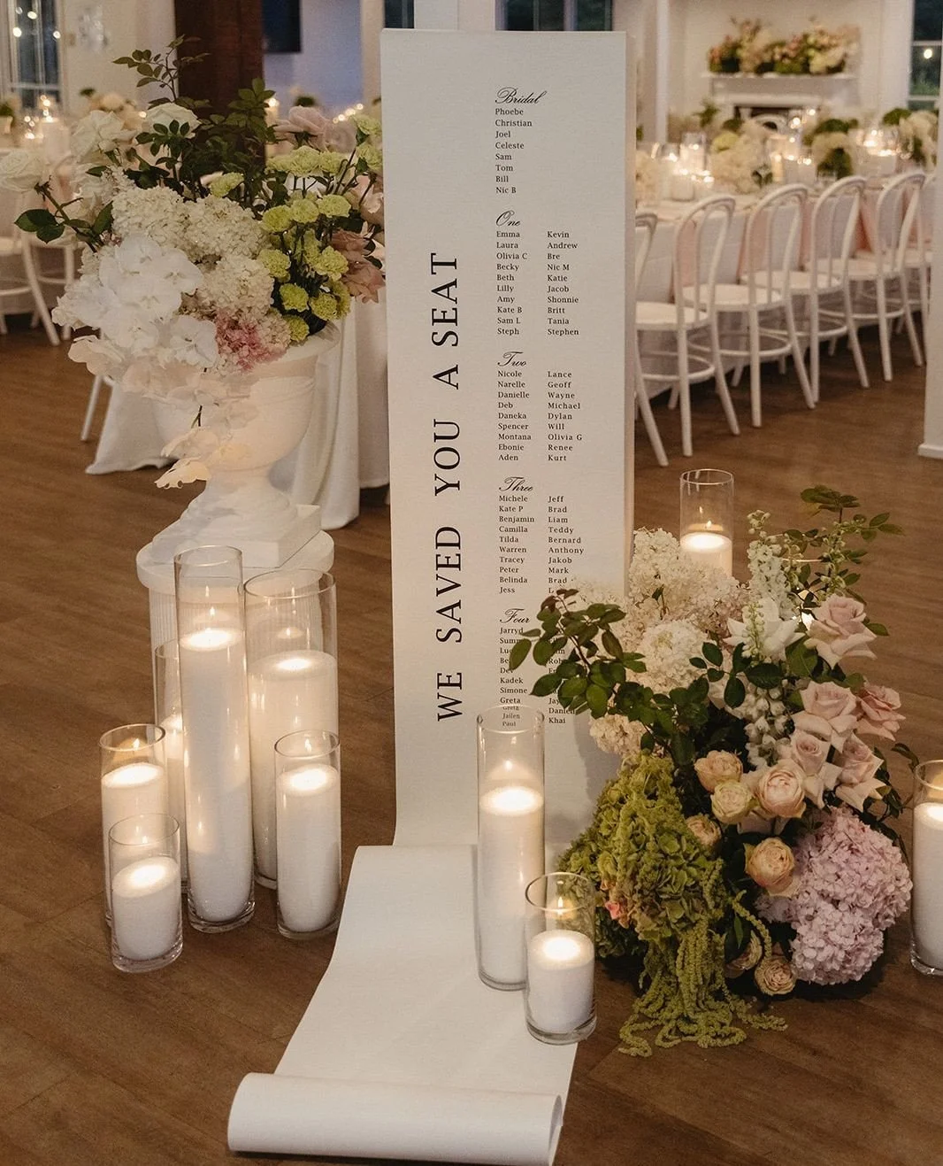 A reception setting layered in romance and intention | 20.02.2026⁠
⁠
Styling &amp; Signage: @lovebirdweddings⁠
Florals: @mondofloraldesigns⁠
Venue: @malenymanor⁠
Photography: @bemymusestudio⁠
Content Creation: @museandmatrimony⁠
Table Linens: @tablea