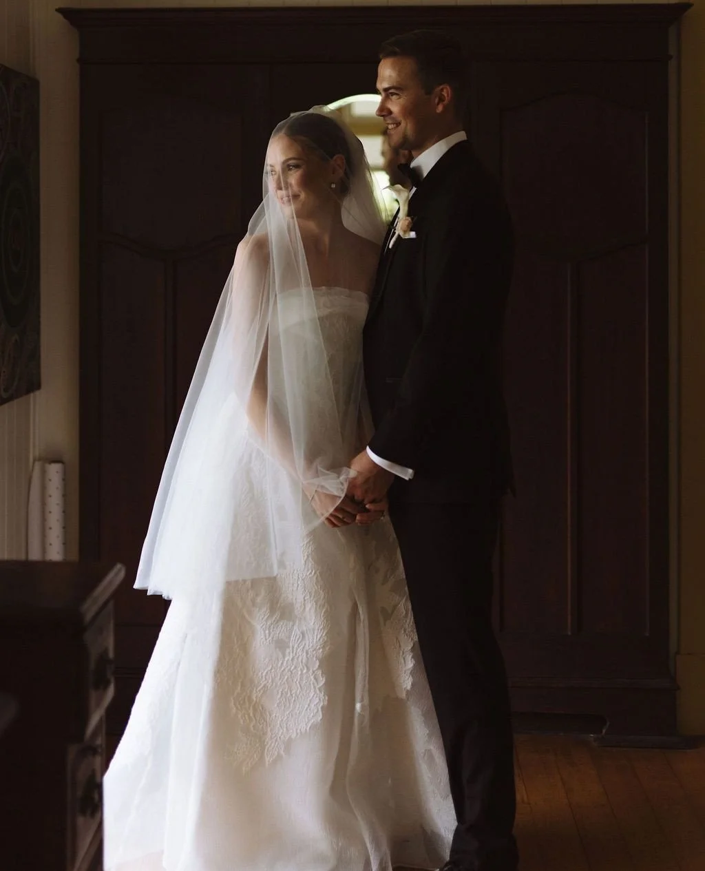 Introducing Mr &amp; Mrs Oliver🤍 | 15.03.2026⁠
⁠
Styling &amp; Stationery: @lovebirdweddings⁠
Venue: Private Property⁠
Florals: @_folea⁠
Photography: @margotestewartphoto⁠
Film: @frankie.films___⁠
Marquee: @sperrytents_sunshinecoast⁠
Entertainment: 