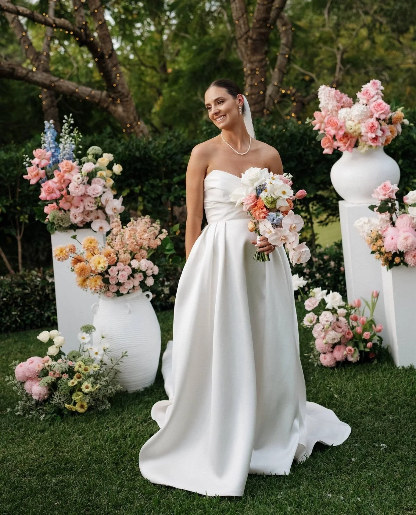 A new title, a timeless story - Mr &amp; Mrs Groves🥂⁠
⁠
Planning, Styling &amp; Stationery: @lovebirdweddings⁠
Florals: @mondofloraldesigns⁠
Venue: @spicersclovellyestate⁠
Photography: @lukemiddlemissphotography⁠
Film: @bluevalefilms⁠
Celebrant: @da