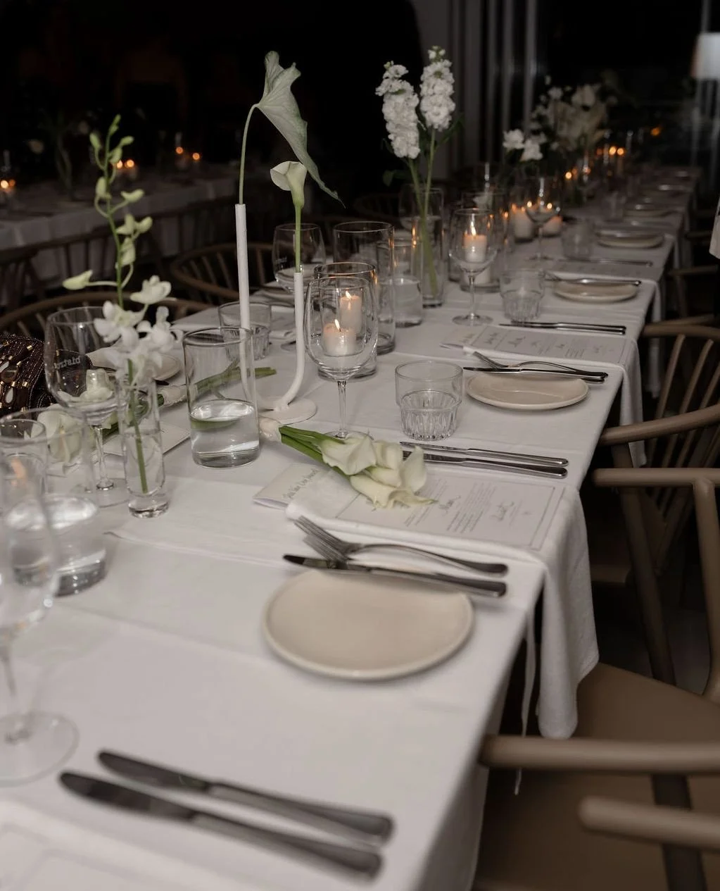 Where oceanfront elegance met effortless Noosa romance with Sarah &amp; Andrew...candlelit tables and sea salt air at Bistro C🤍⁠
⁠
Planning, Styling &amp; Signage: @lovebirdweddings⁠
Florals: @willowbudflowers⁠
Venue: @bistroc⁠
Photography: @kaiti_y