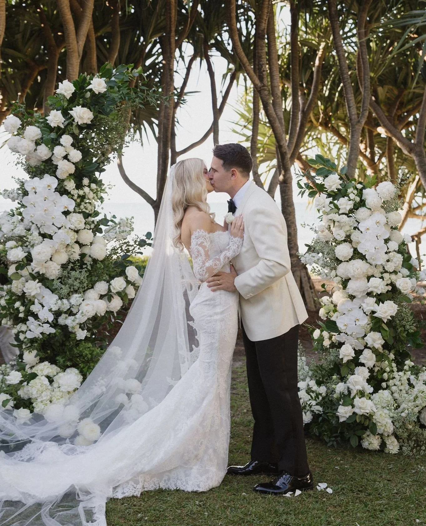 MR &amp; MRS DI MARCO | 15.05.2026⁠
⁠
Planning, Styling, Signage &amp; Stationery: @lovebirdweddings⁠
Florals: @mondofloraldesigns⁠
Photography: @estellaphoto⁠
Film: @mearsproductions⁠
Venue: @bistroc⁠
Celebrant: @mr_noosa_celebrant⁠
Entertainment: @