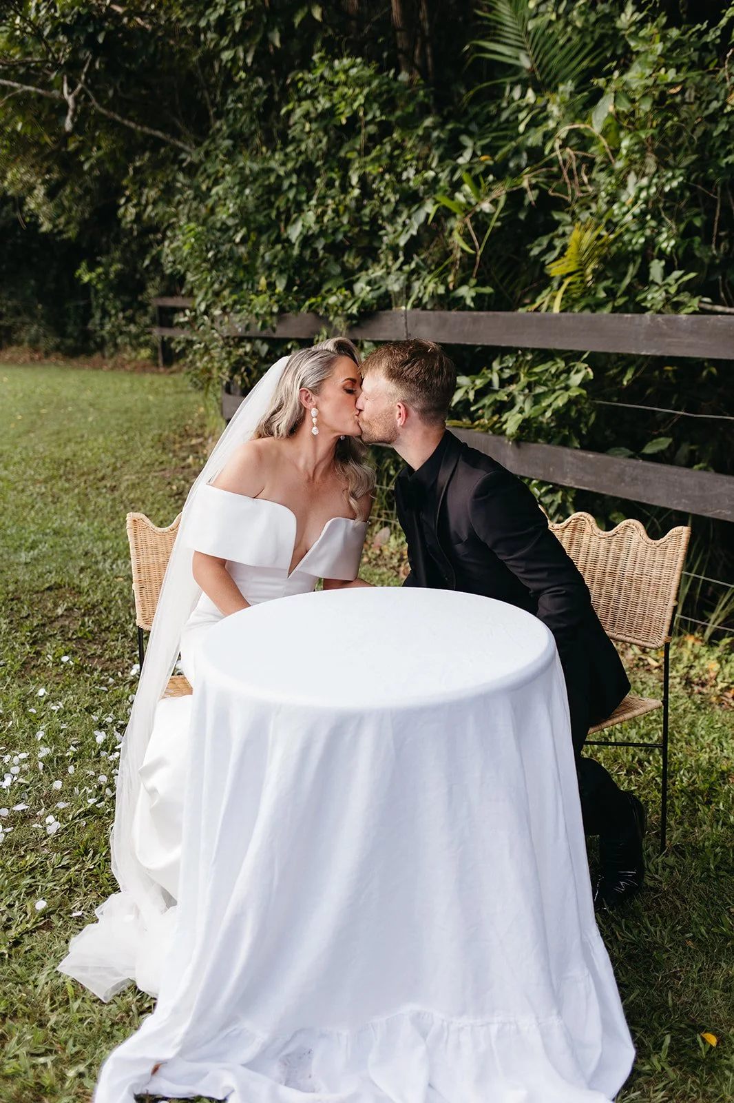 Rhiannon + Kurtis-749.jpg