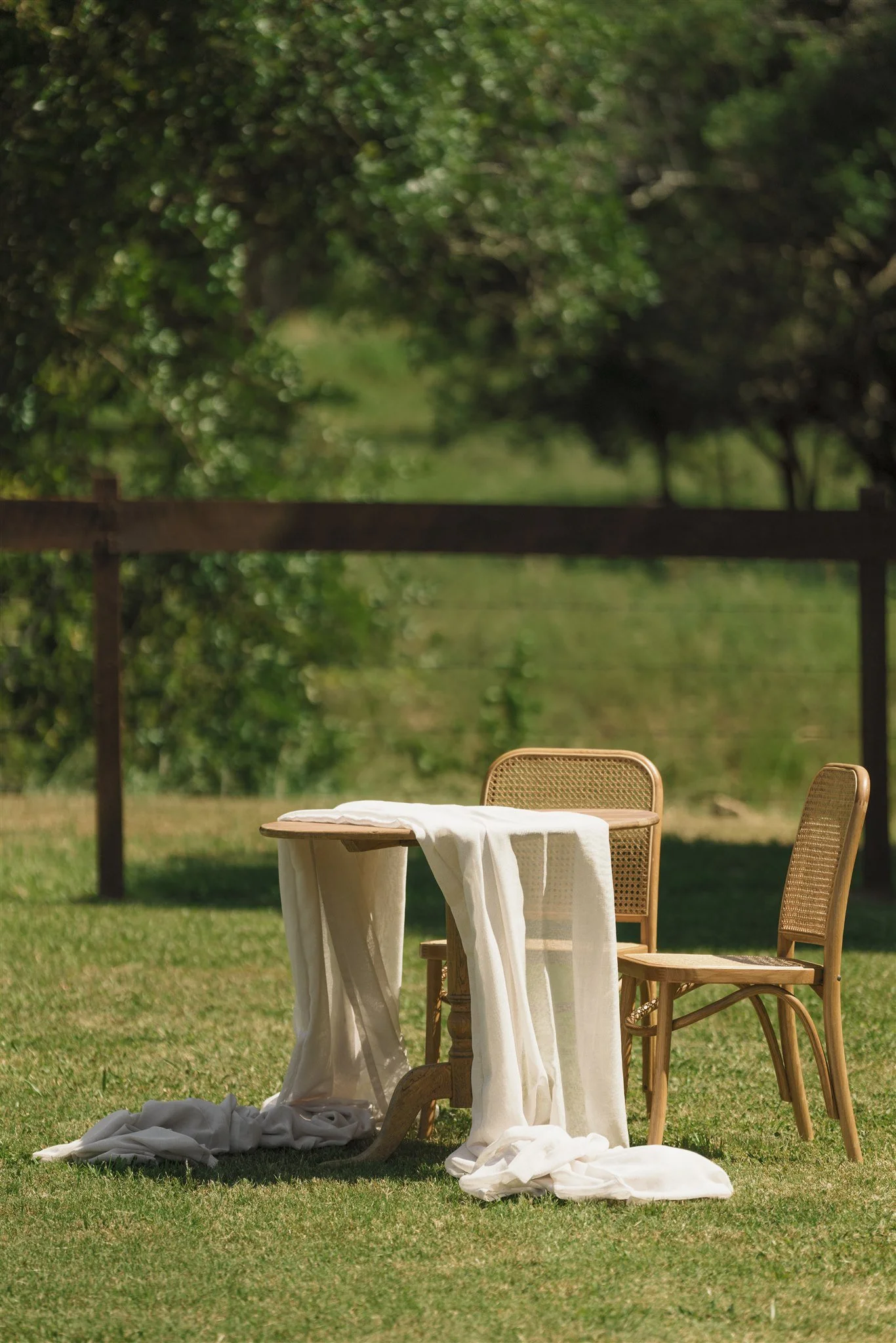 Timber Round Registry Table