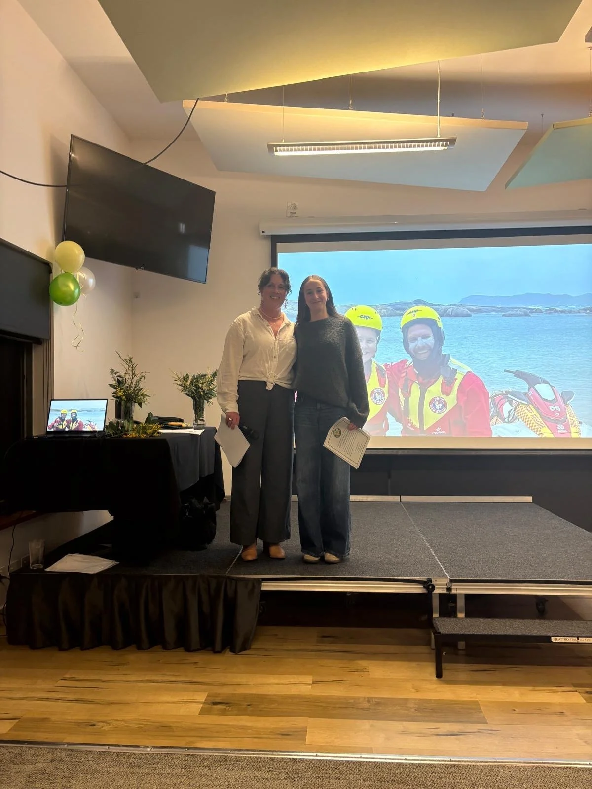 Robyn McMeikan and Recipient Ginger Gleeson.JPG