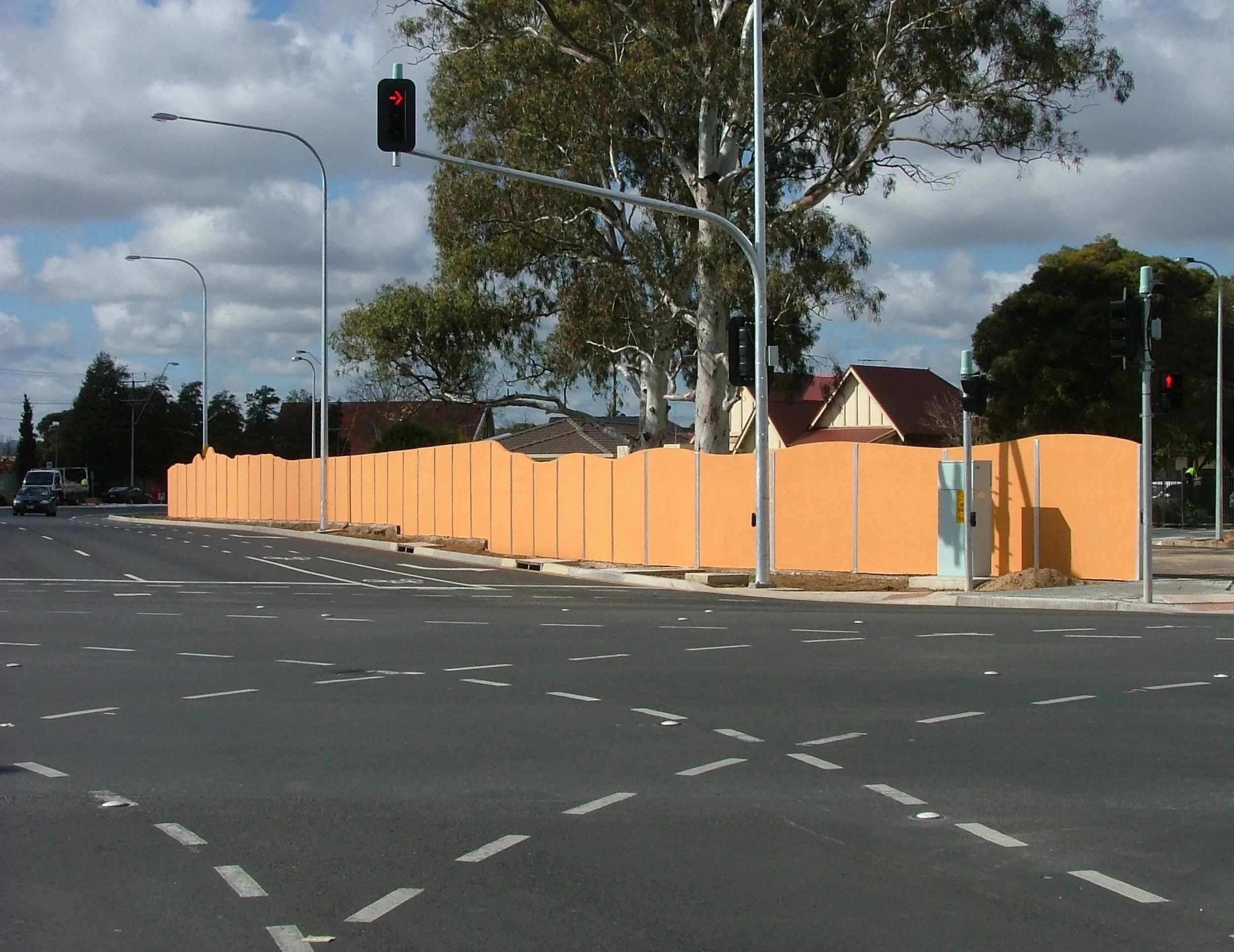 Hampstead Regency Muller_Amenity Wall.JPG