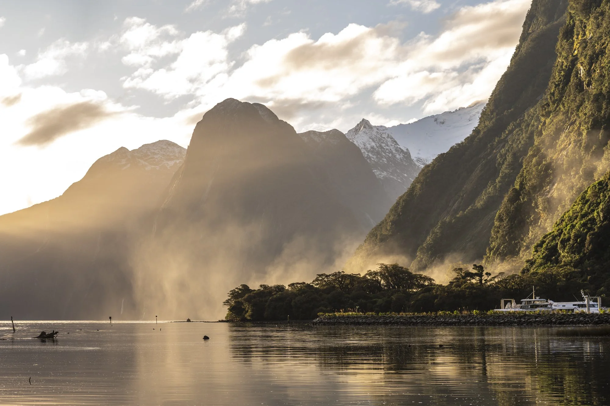 2023-06-12 Milford Sound-0334-Pano.jpg