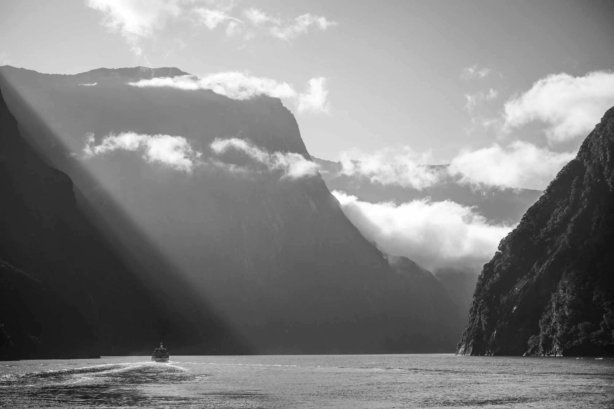 2024-02-22 Milford Sound-1076.jpg
