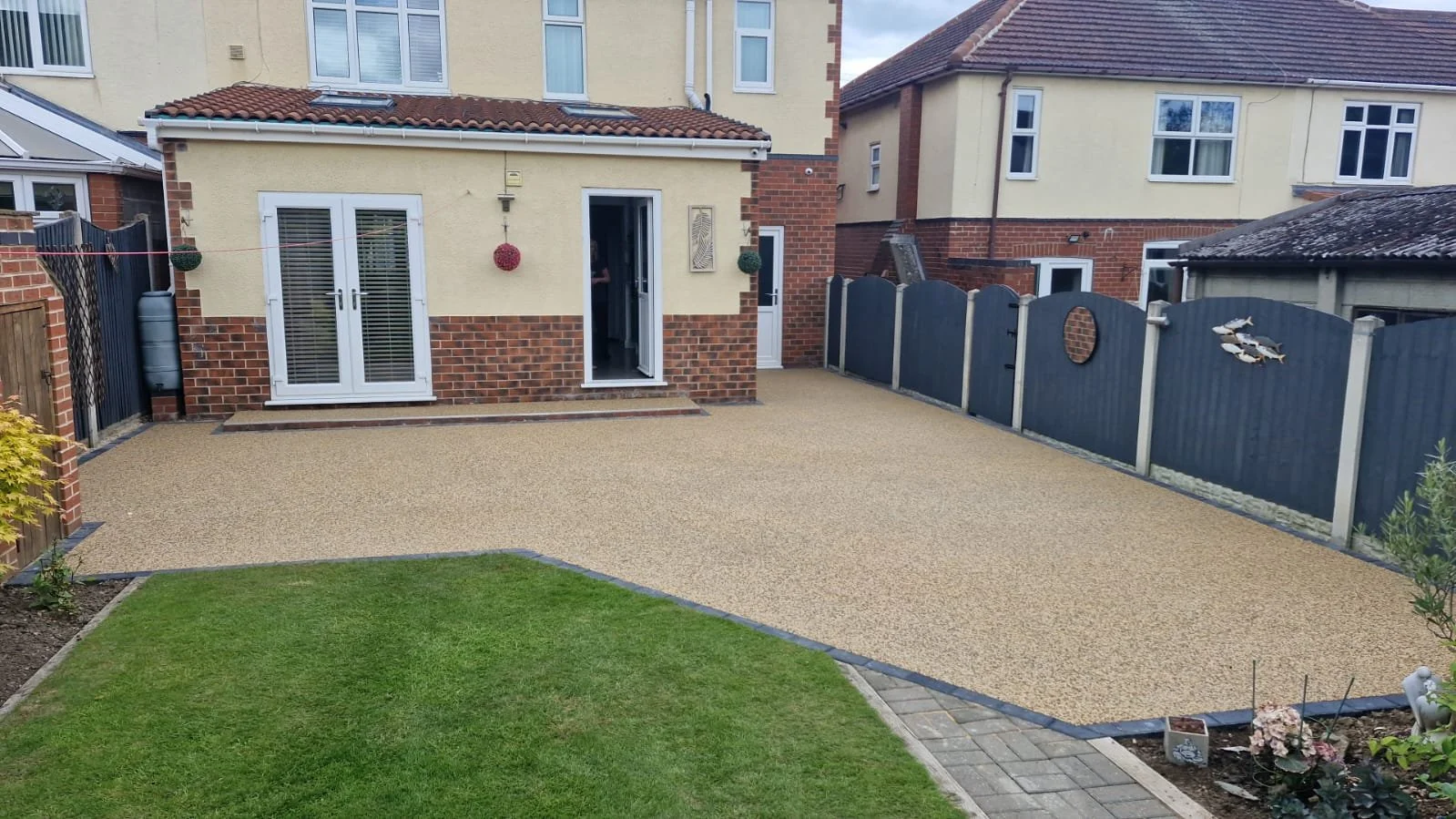AFTER - newly installed springtime resin bound patio by Perfecta Connect, South Yorkshire