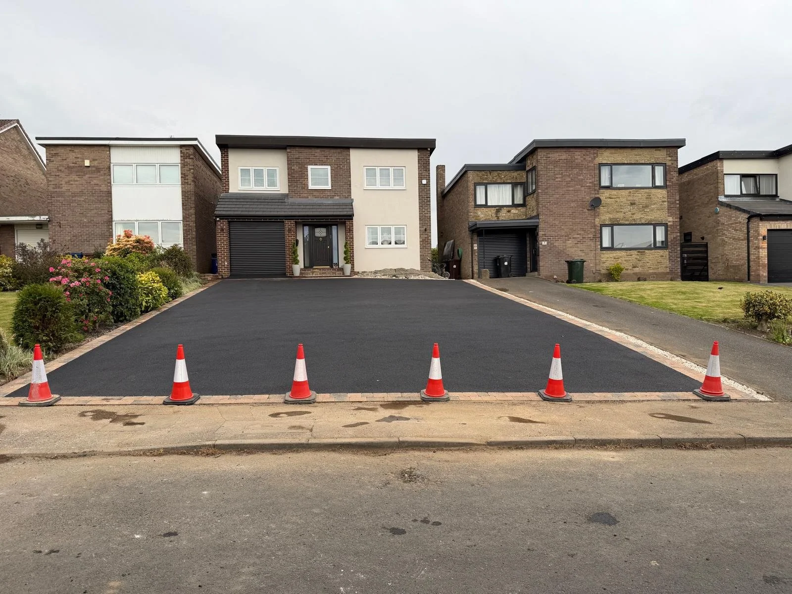 Tarmac Driveway and path newly laid by Perfecta Connect, Barnsley