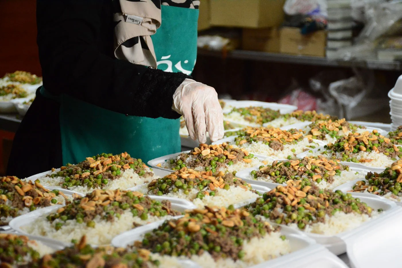 المطابخ الخيرية والإطعام الجماعي: نموذج للكفاءة والتكافل