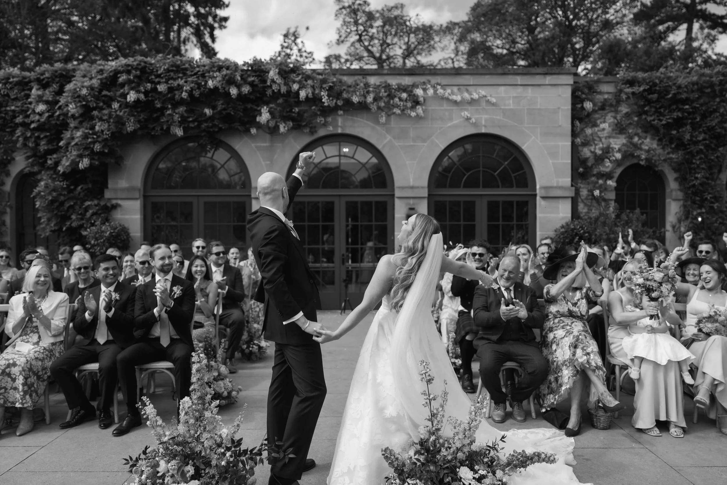 Outdoor ceremony Middleton lodge