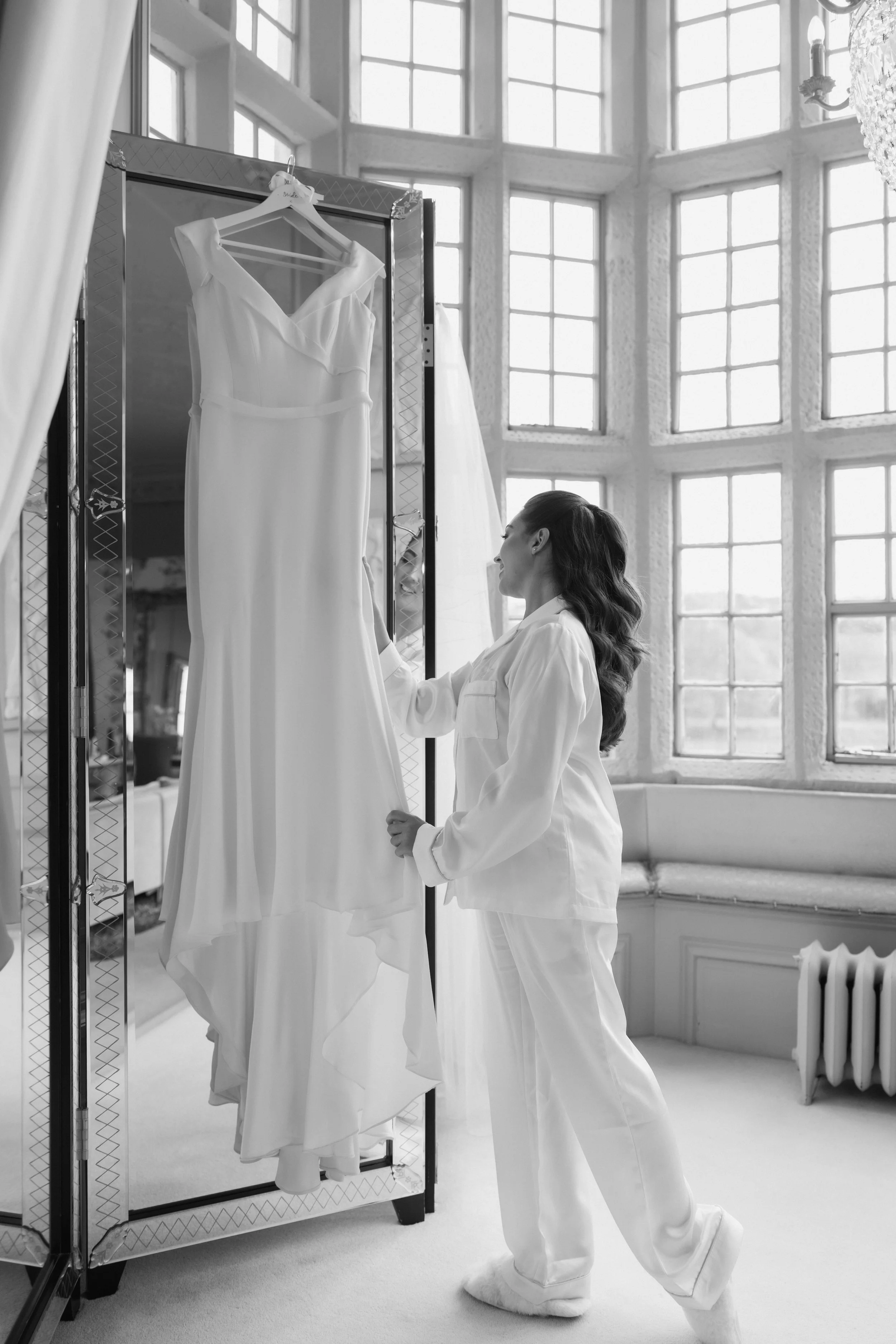 Becky and Nick Howsham-15.JPG