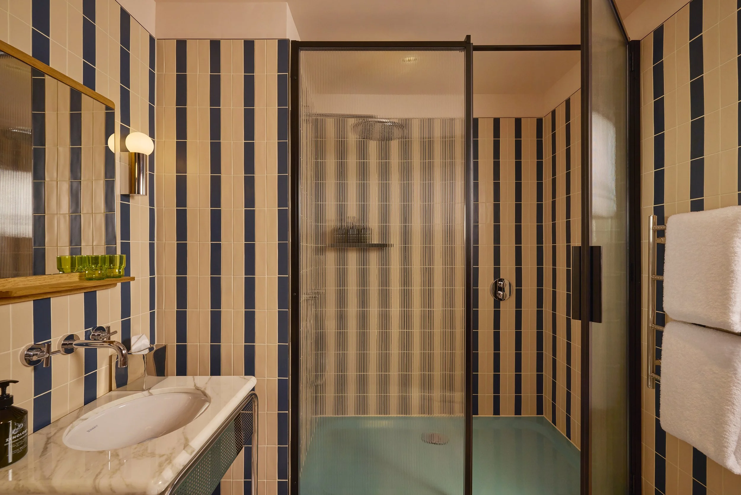 Maison191.Sir Devonshire Square.Petit 10.jpg