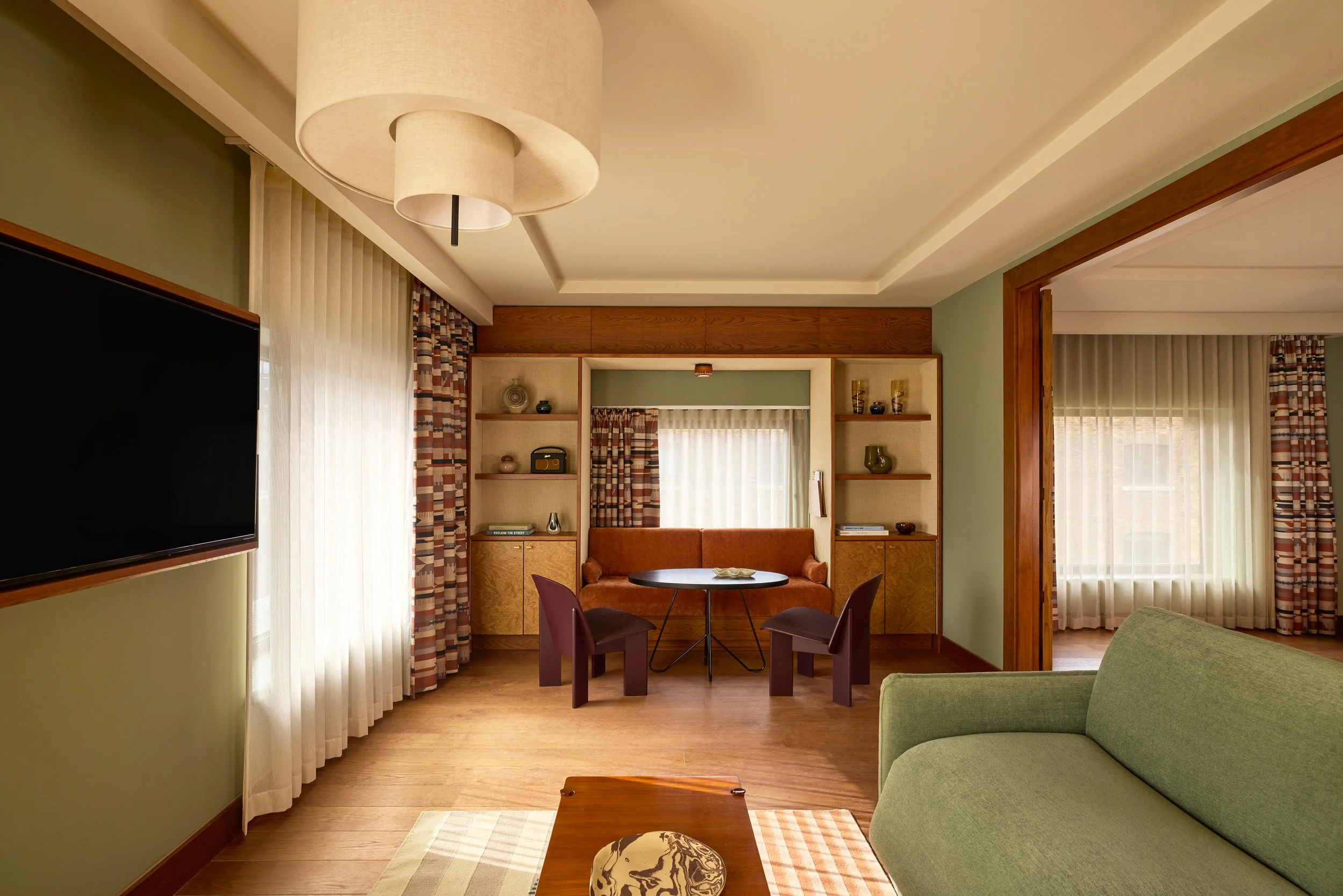 Maison191.Sir Devonshire Square.Suite19.jpg