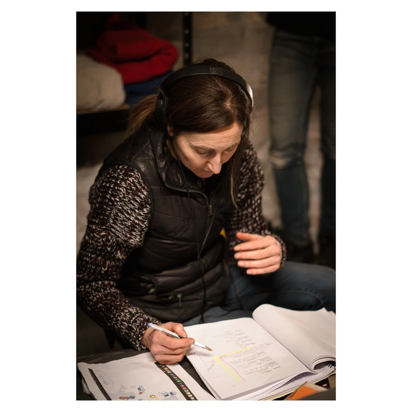 Director Spotlight &bull; 

Director Sara Ryan | On-Set Director @shelter_shortfilm 

&bull; &bull; &bull; 

Sara played an integral role in the making of @shelter_shortfilm 👏🏻 

&ldquo;I was delighted to be on-set director for Shelter. 
There was 